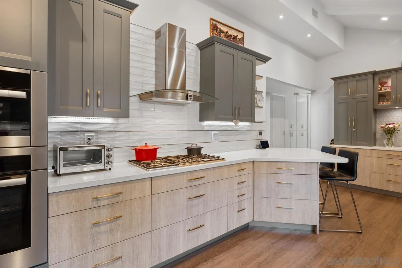 https://cdn.realtyfeed.com/cdn/127/260010045/81c429dac2192a6650d1166f63057549.webp