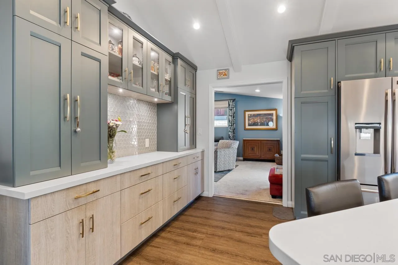 https://cdn.realtyfeed.com/cdn/127/260010045/bf86aaab04fecb43210688f4d4376542.webp