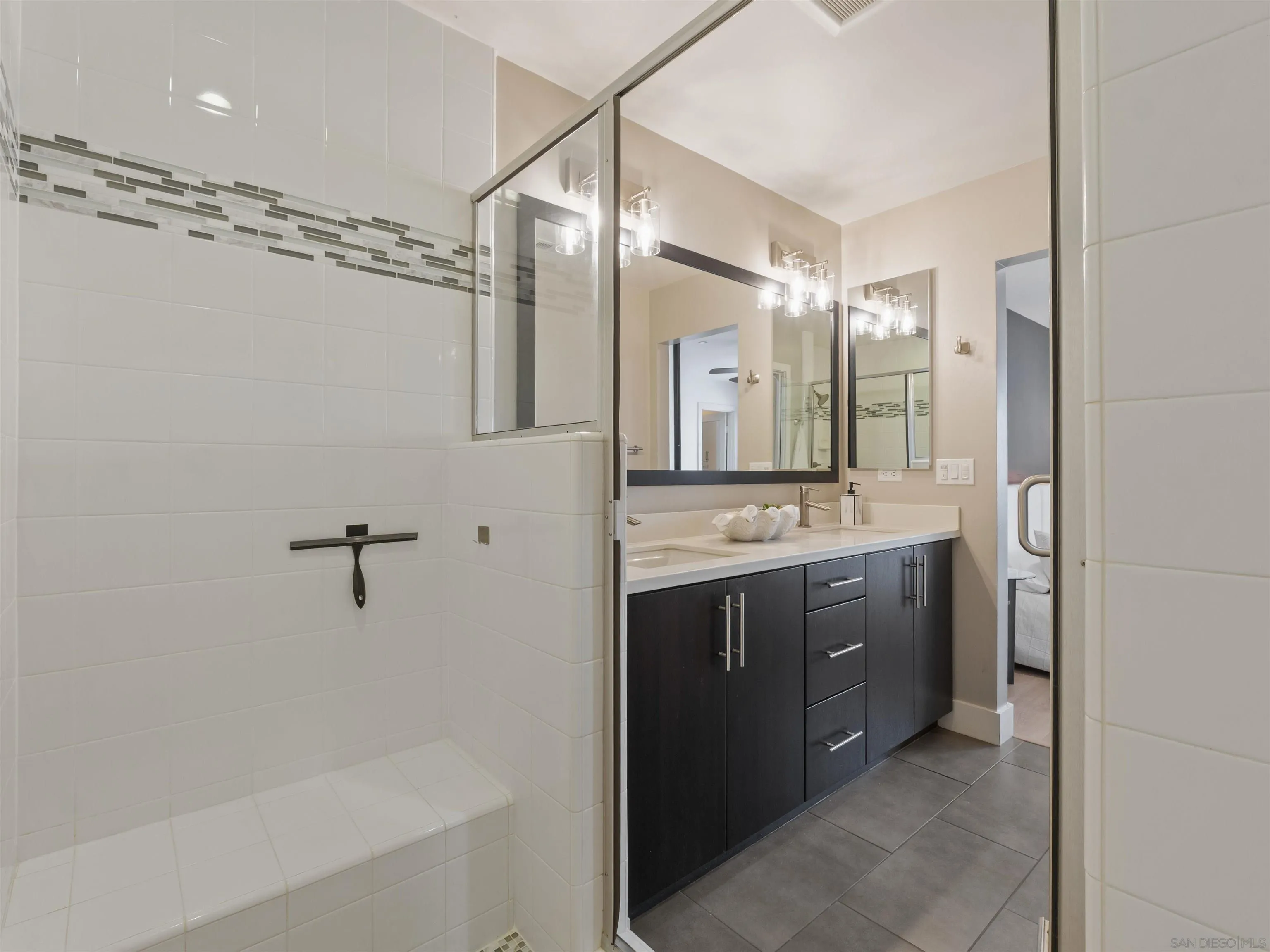 Photo #27: 260010056 Listing: Photo #27