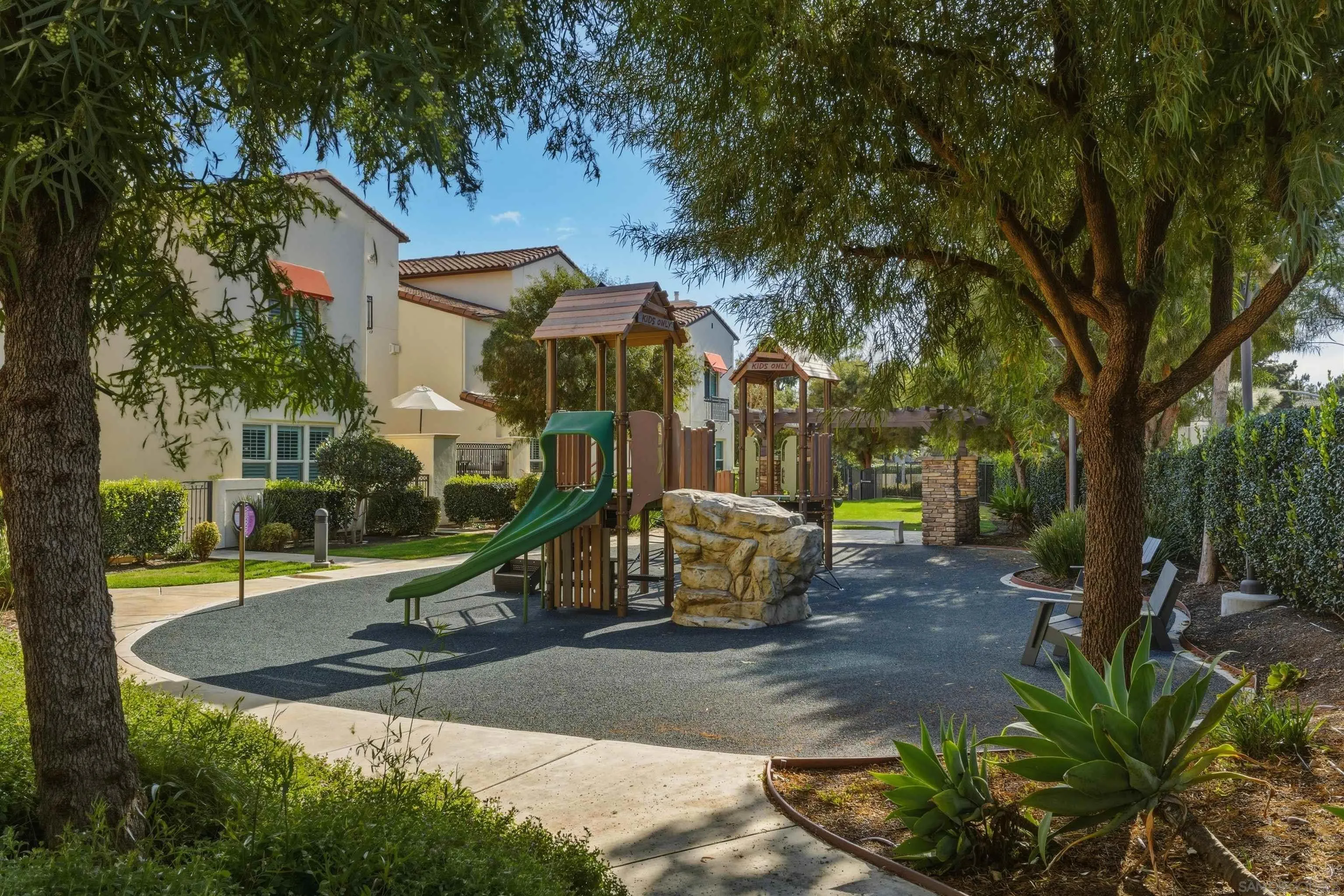 Photo #45: 260010056 Listing: Photo #45