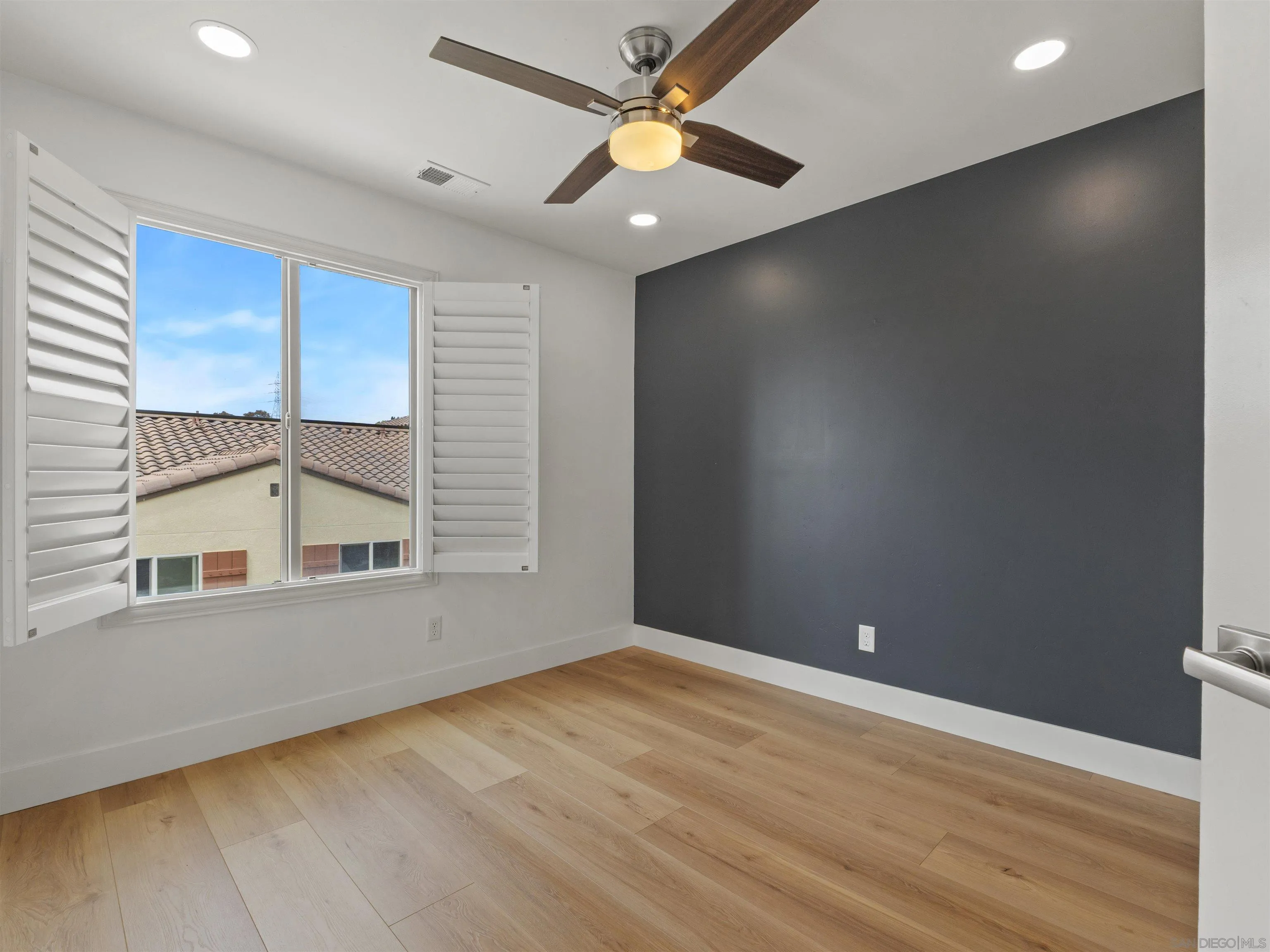 Photo #32: 260010056 Listing: Photo #32