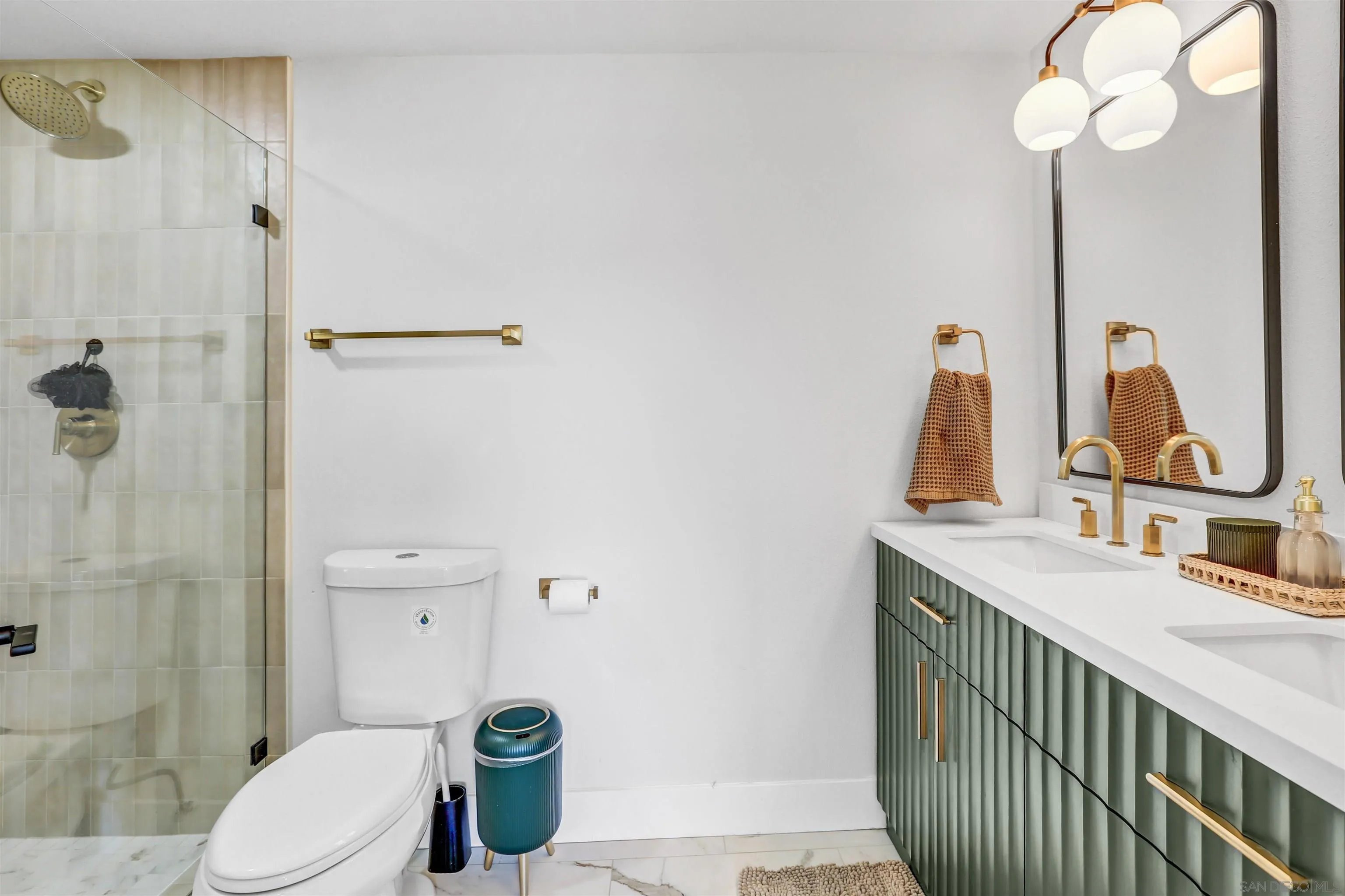 https://cdn.realtyfeed.com/cdn/127/260010058/0436a8e6b66beb4217e40db0bd62a3ea.webp