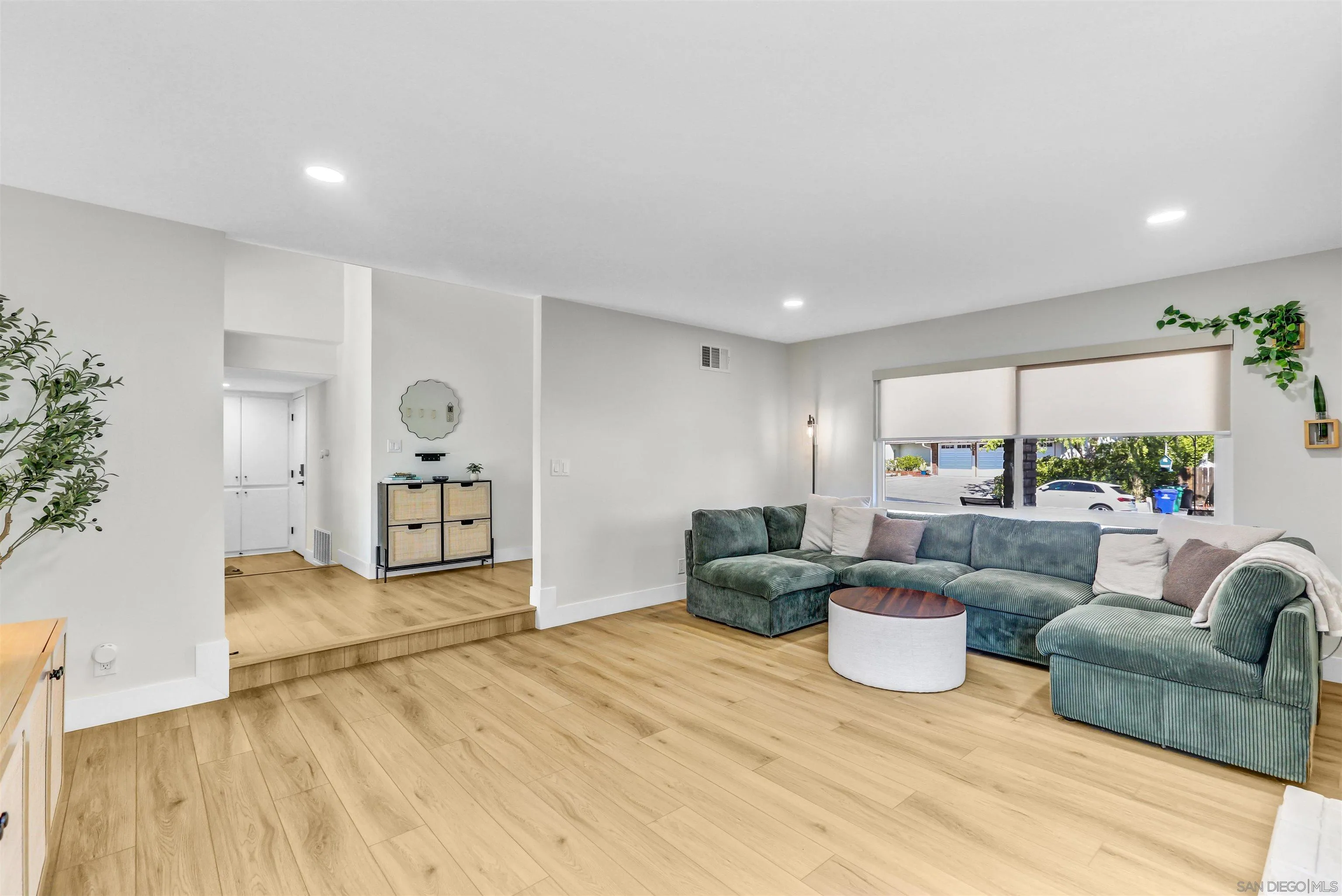https://cdn.realtyfeed.com/cdn/127/260010058/907dc65e5b0319c81511541f2da48999.webp