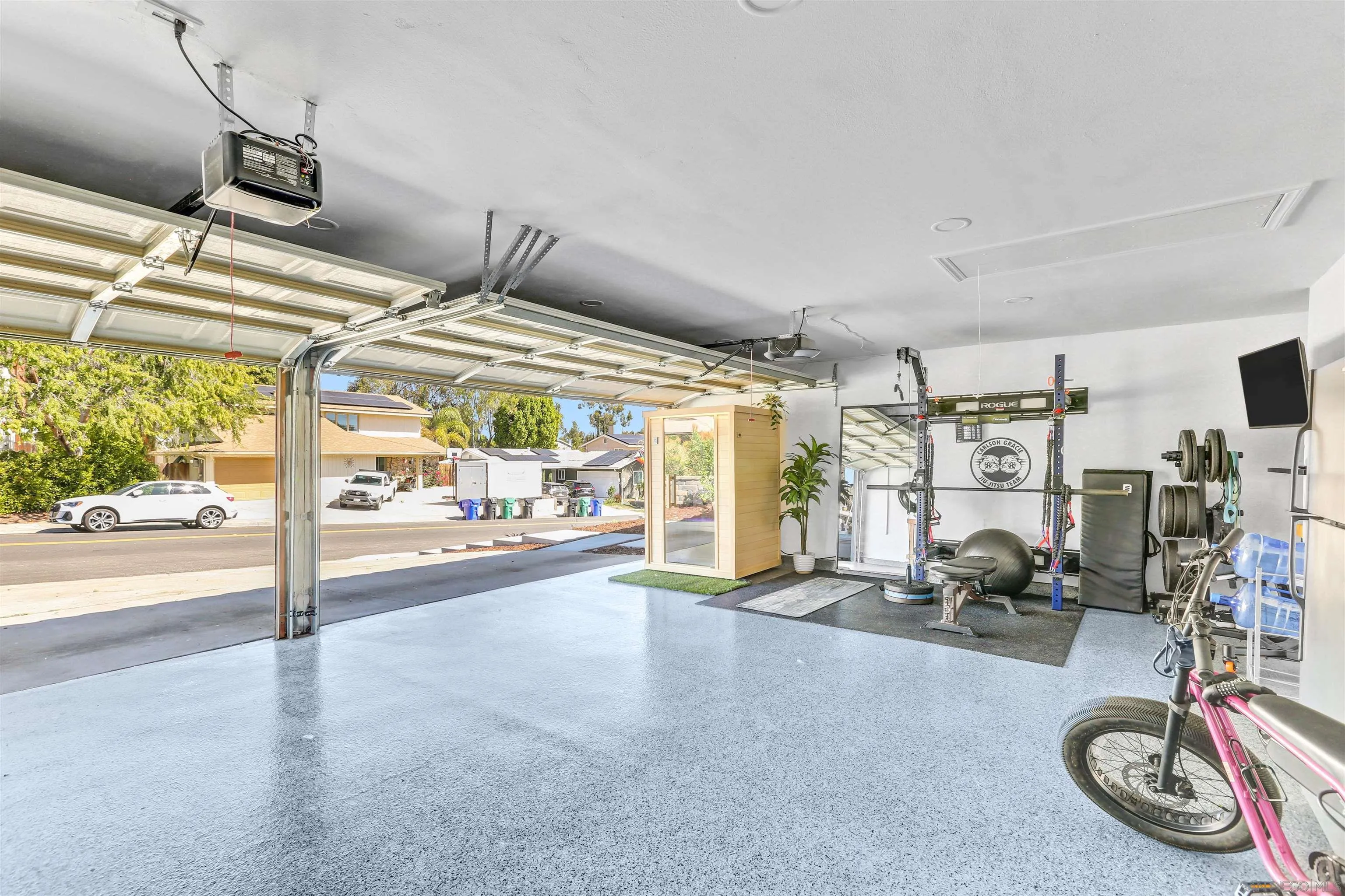 https://cdn.realtyfeed.com/cdn/127/260010058/a42117b729bab3c6b330893a7c645dfe.webp