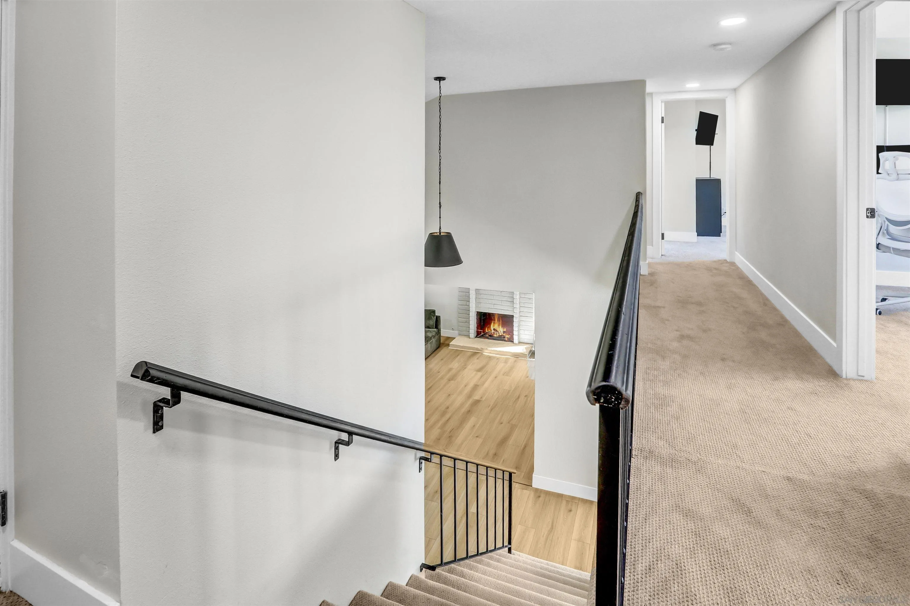 https://cdn.realtyfeed.com/cdn/127/260010058/e1f2c50feaaa9d3043ba82219b8168dd.webp