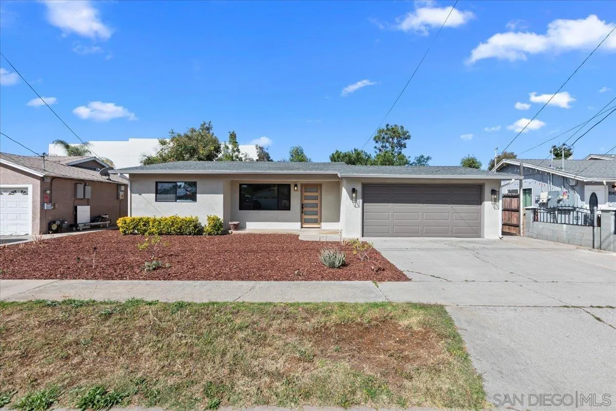 20926 Sailmaker Circle, Huntington Beach, CA, 92648