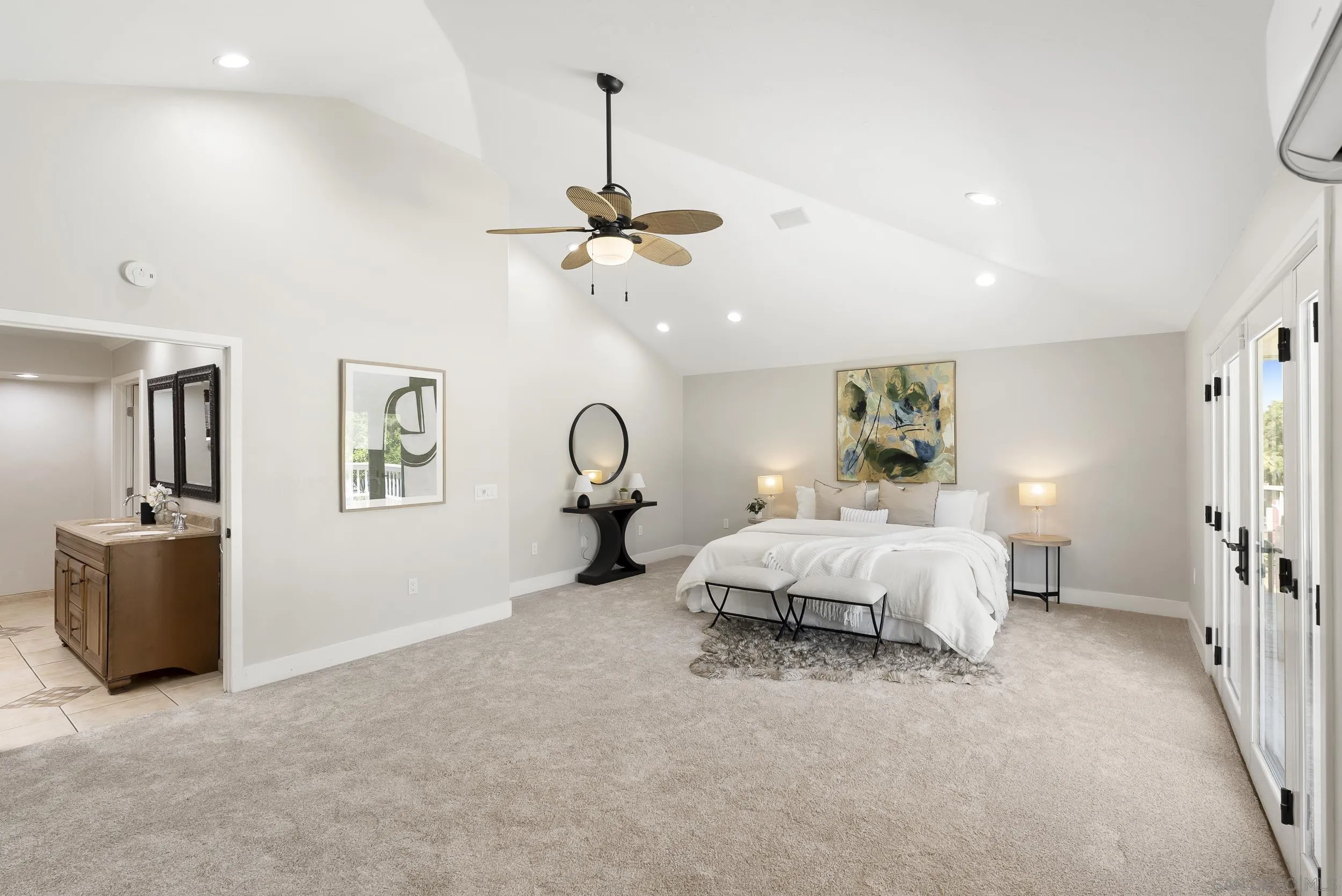 https://cdn.realtyfeed.com/cdn/127/260010072/967dc8d4926f79ecf9c655e44754d568.webp