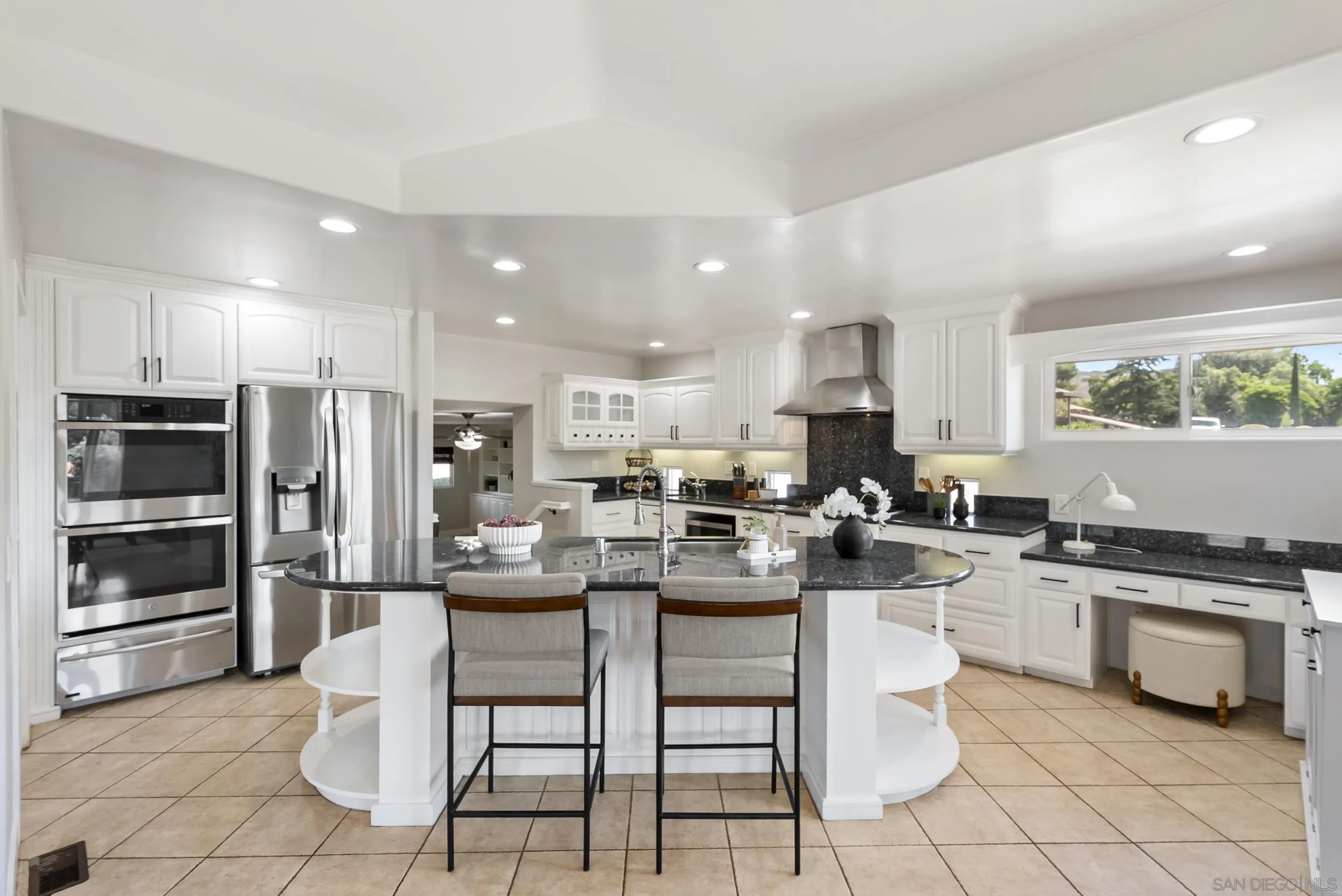 https://cdn.realtyfeed.com/cdn/127/260010072/f2b869d773cb6a719c5c1075d0af85eb.webp