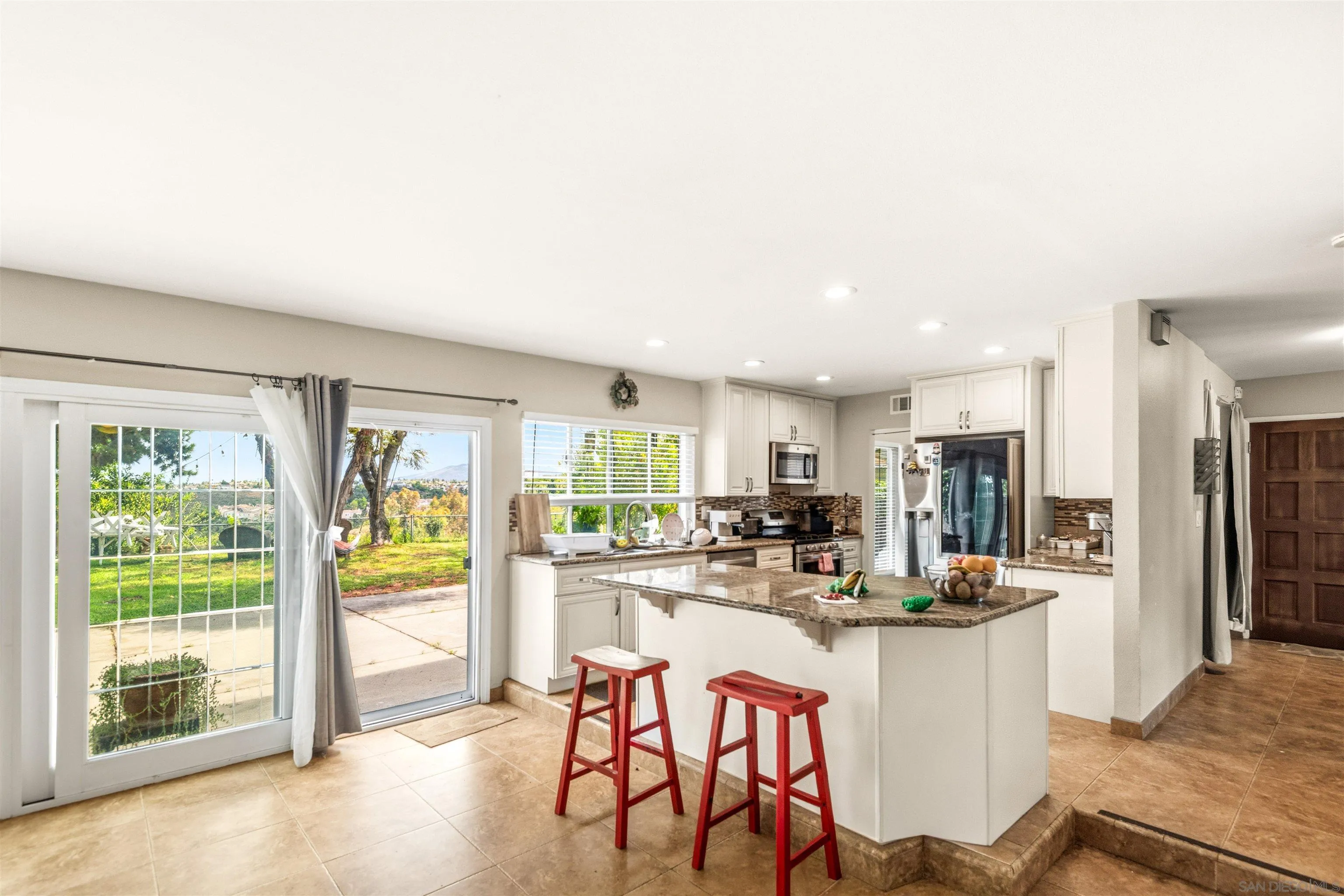 https://cdn.realtyfeed.com/cdn/127/260010084/23617a7d1ab0b288e67edc84a08a90e1.webp