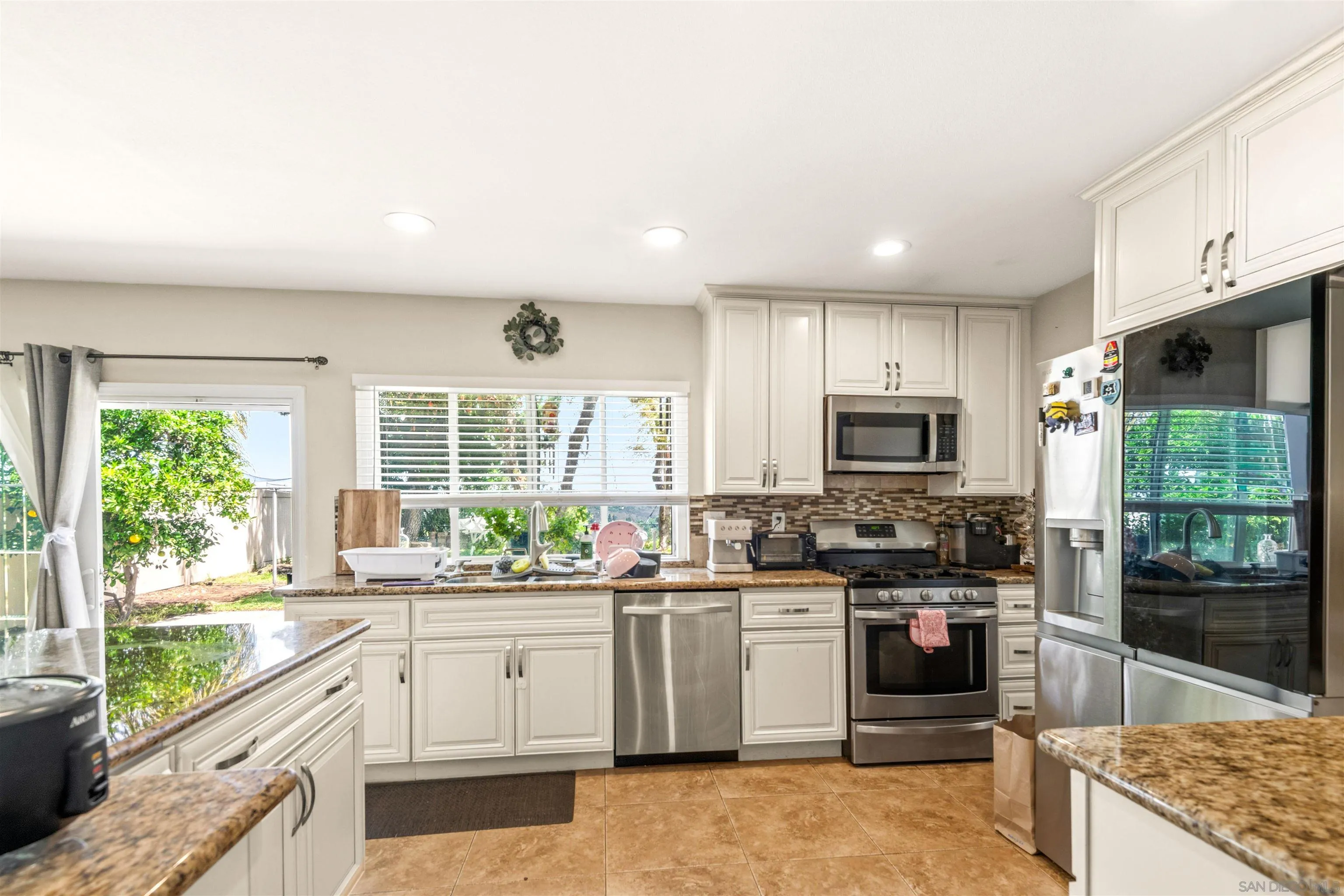 https://cdn.realtyfeed.com/cdn/127/260010084/4350cbebaa139427894477b6d329ab6c.webp