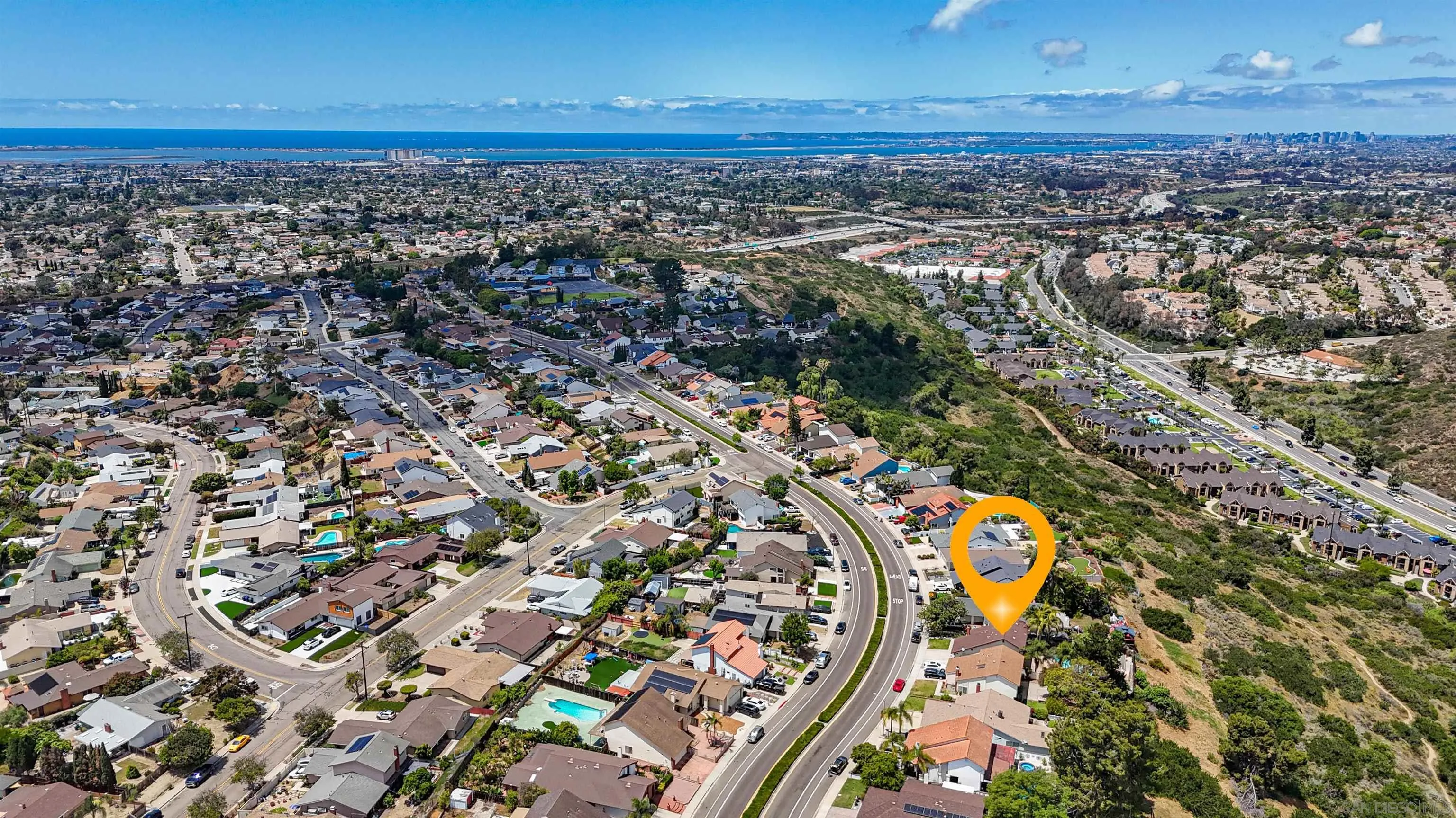 https://cdn.realtyfeed.com/cdn/127/260010084/8e9dc03f6d797695acbbee0ece945266.webp