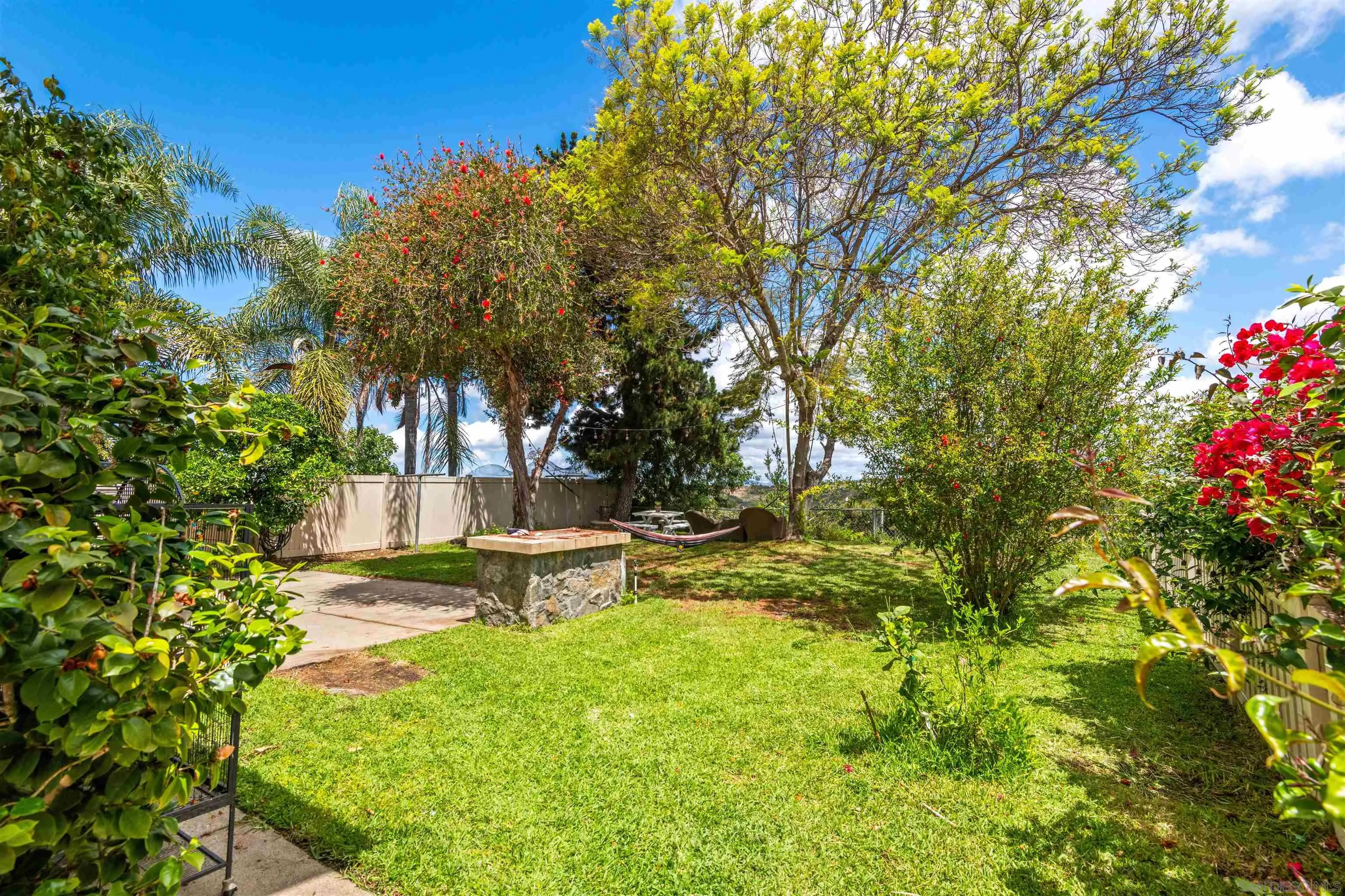https://cdn.realtyfeed.com/cdn/127/260010084/a01ab421e4802f0b399c21eecb70a6e3.webp