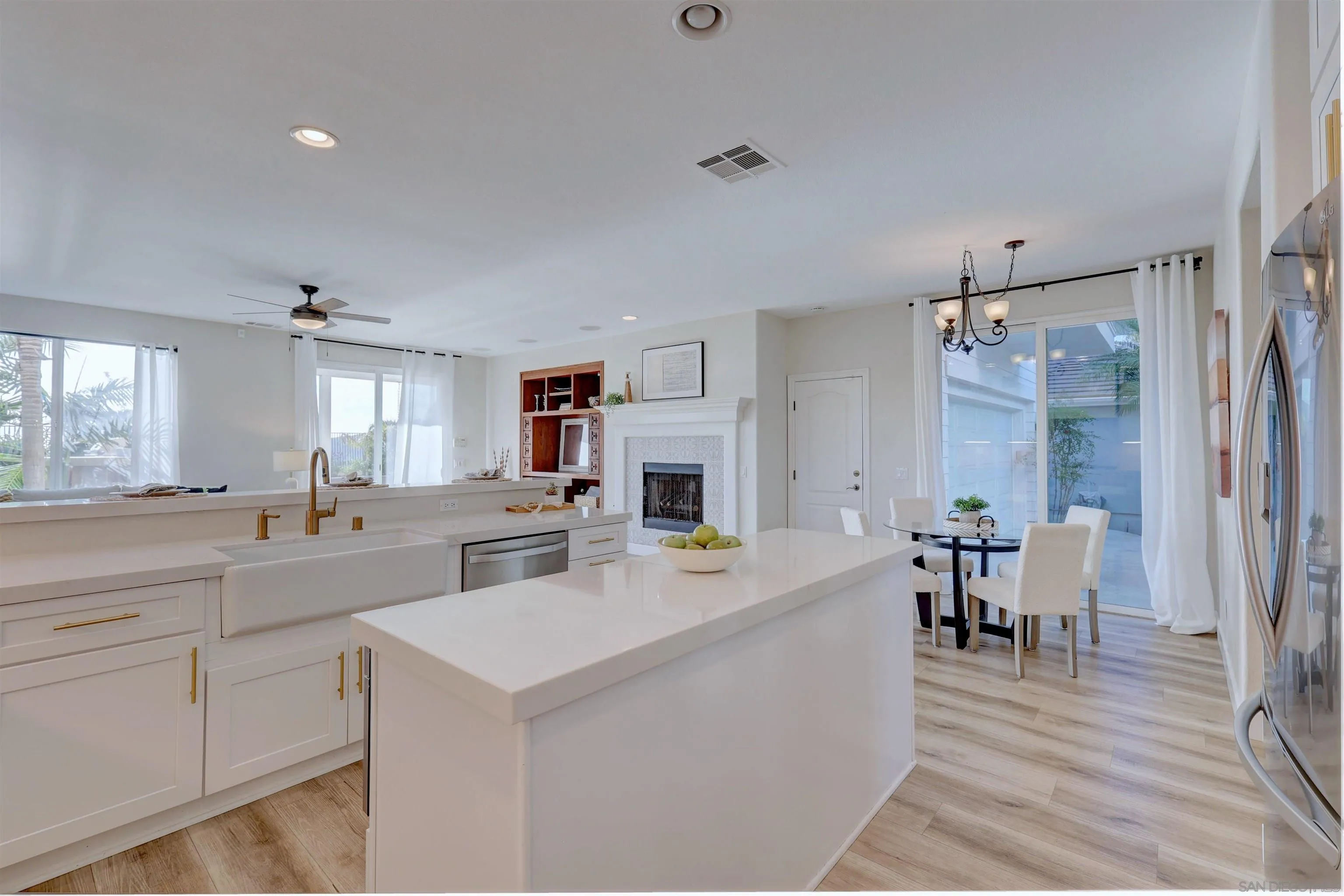https://cdn.realtyfeed.com/cdn/127/260010086/195a93cb6a1167e8b657500883008549.webp