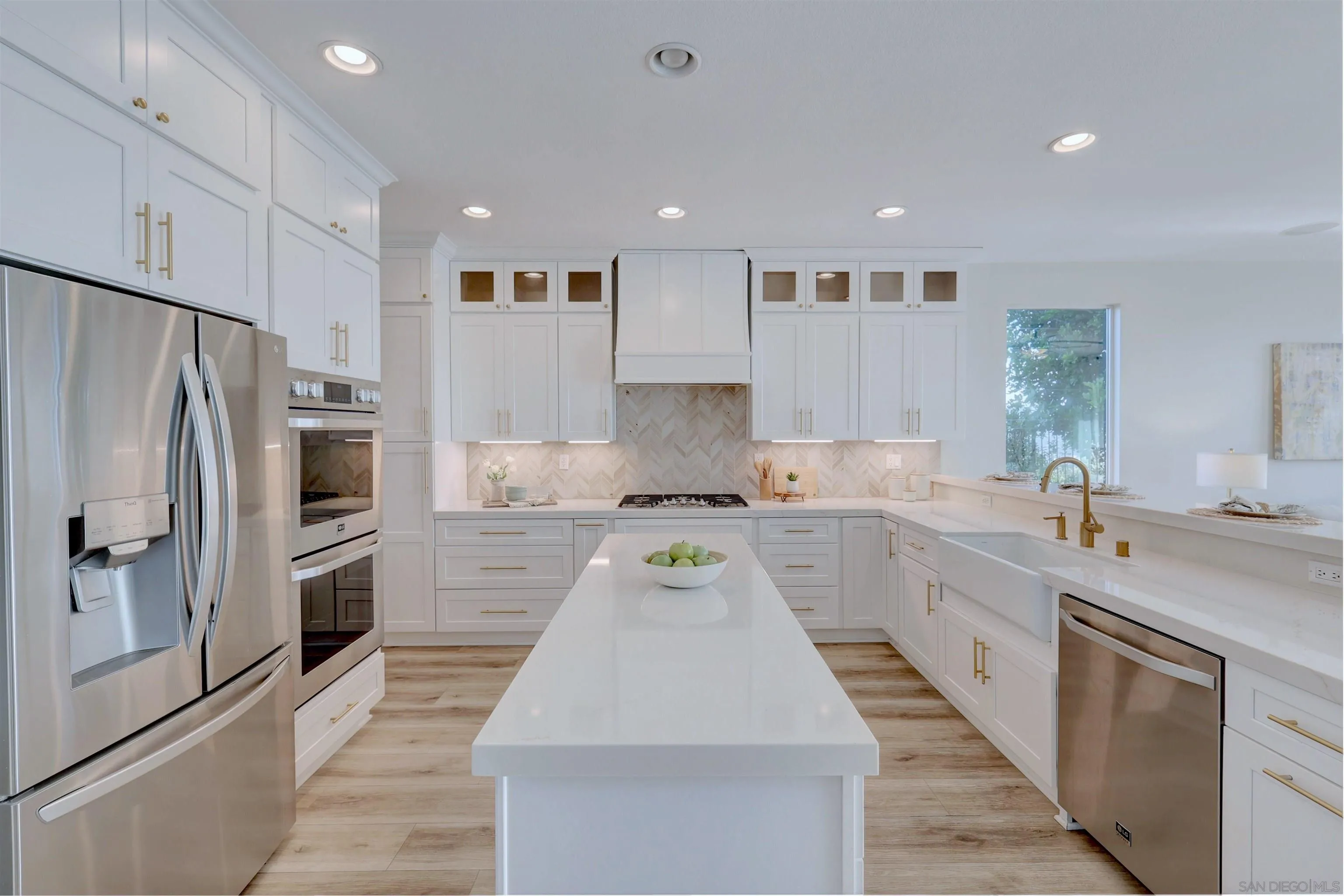 https://cdn.realtyfeed.com/cdn/127/260010086/2272c16f2fe78095e75aada484075b6f.webp