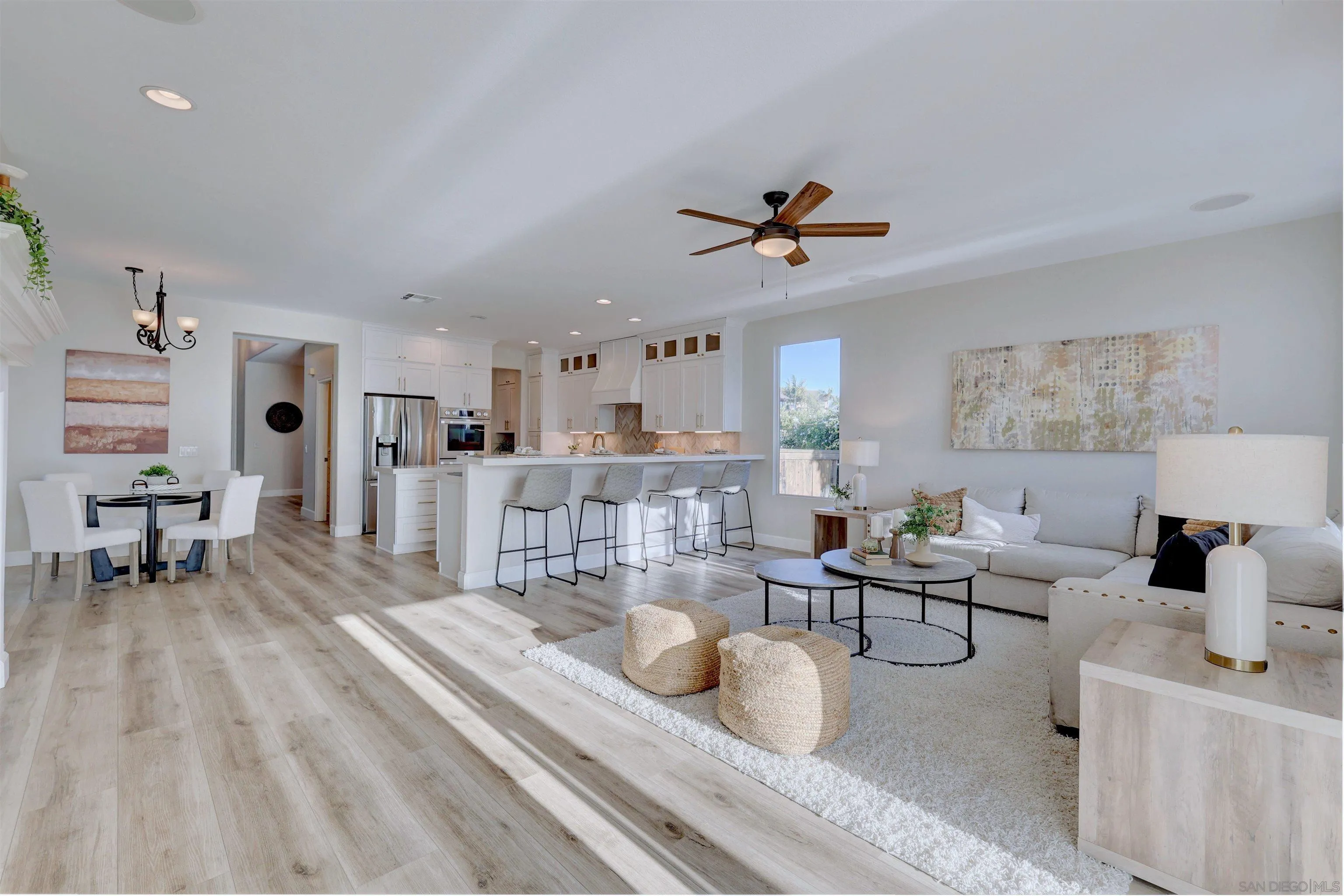 https://cdn.realtyfeed.com/cdn/127/260010086/2f2df0f3fdf767d3b3bd83f88b1968ea.webp