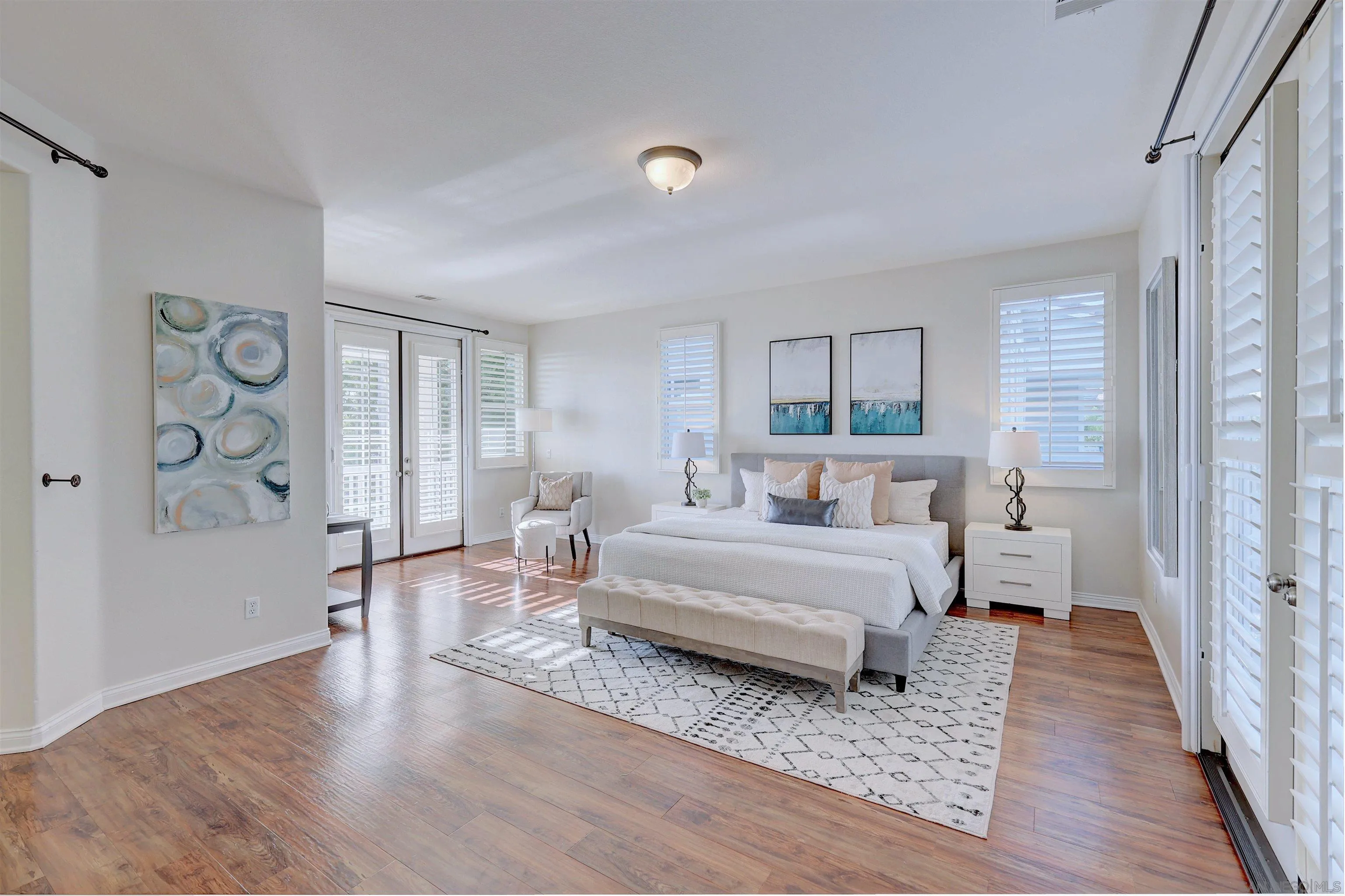 https://cdn.realtyfeed.com/cdn/127/260010086/71d556c5b232381a423698592230b622.webp