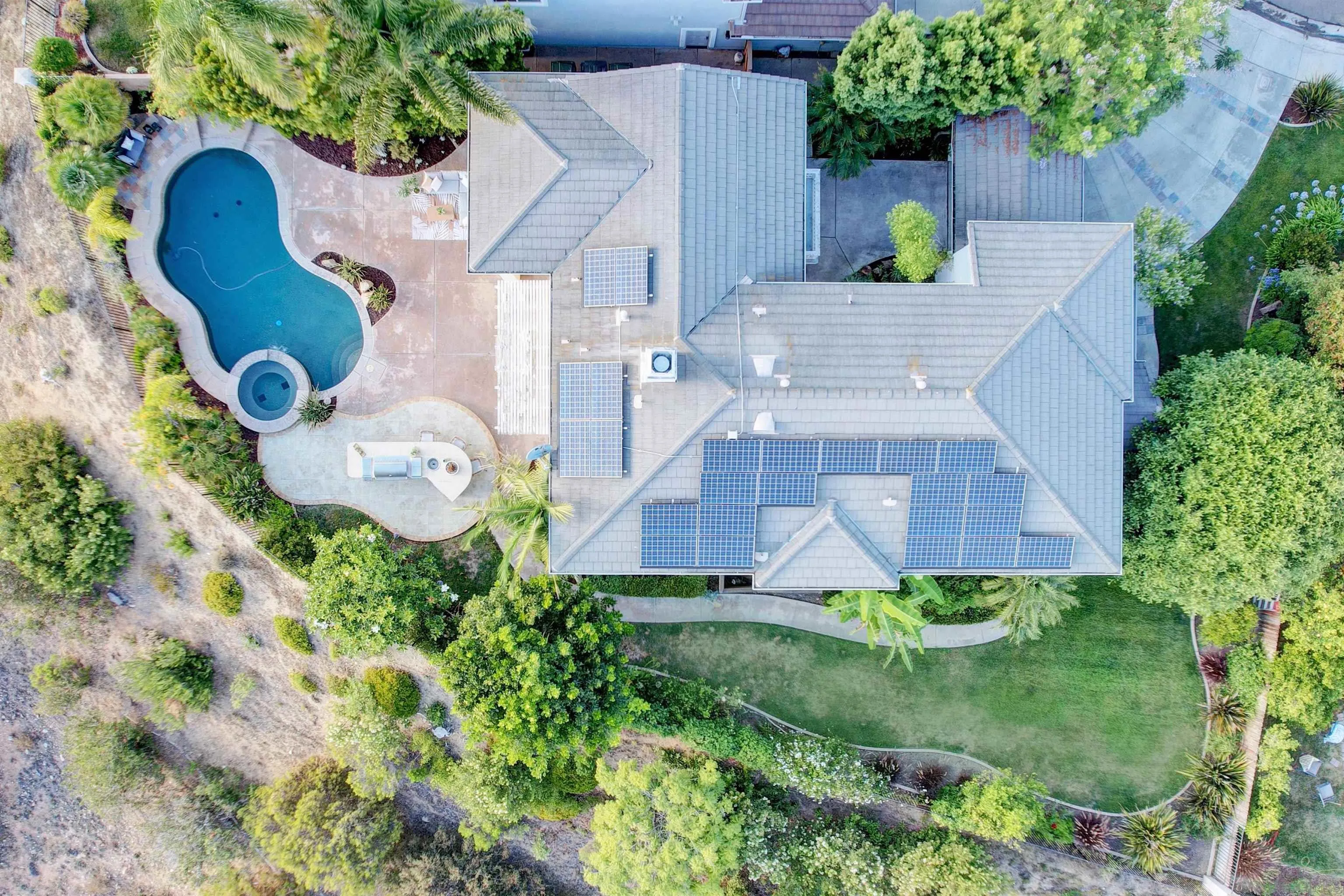 https://cdn.realtyfeed.com/cdn/127/260010086/78820a4ca5903d464a4e1bbae8c7a8b5.webp