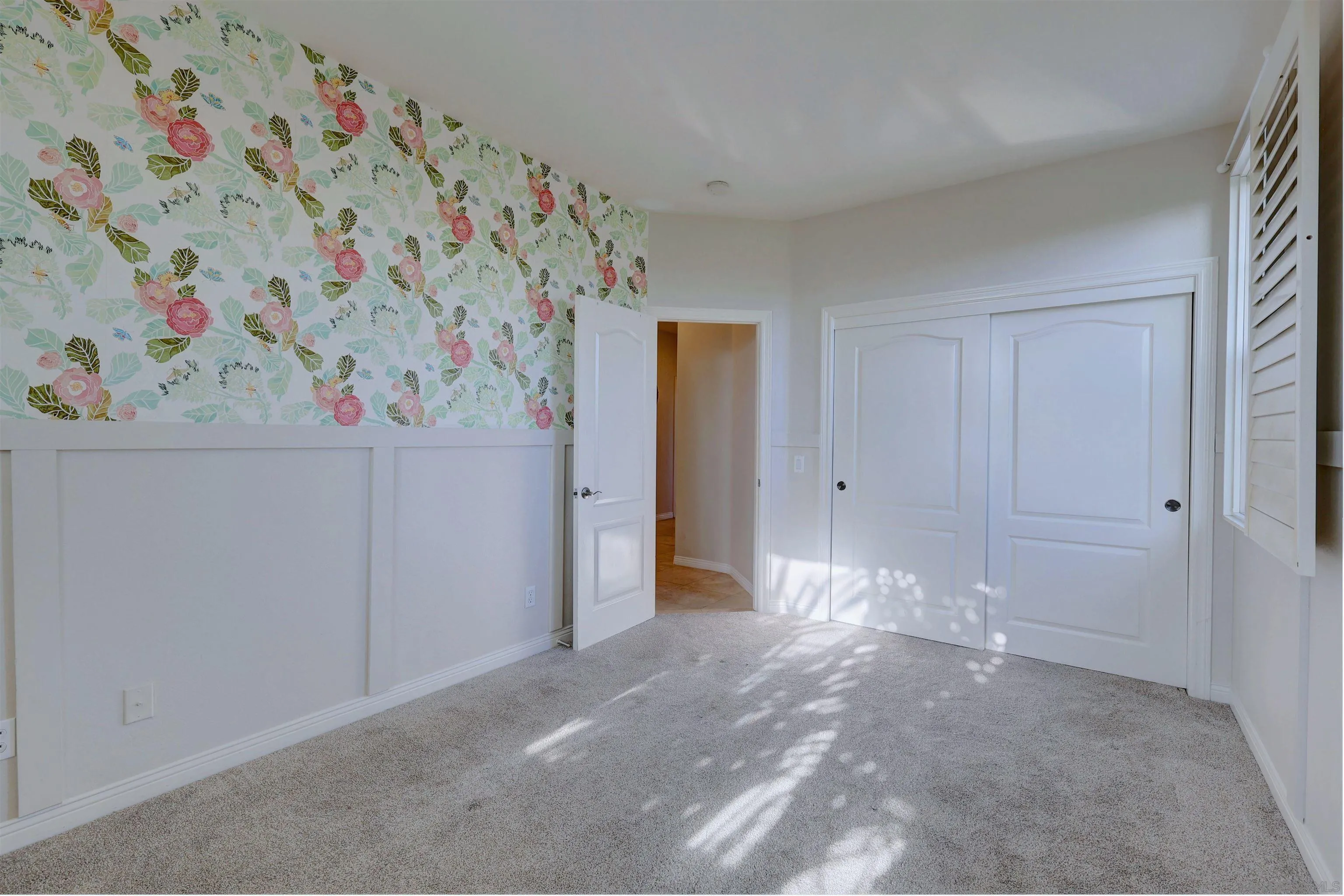 https://cdn.realtyfeed.com/cdn/127/260010086/92c5ad7f97409fef9a25c037b1cf5976.webp