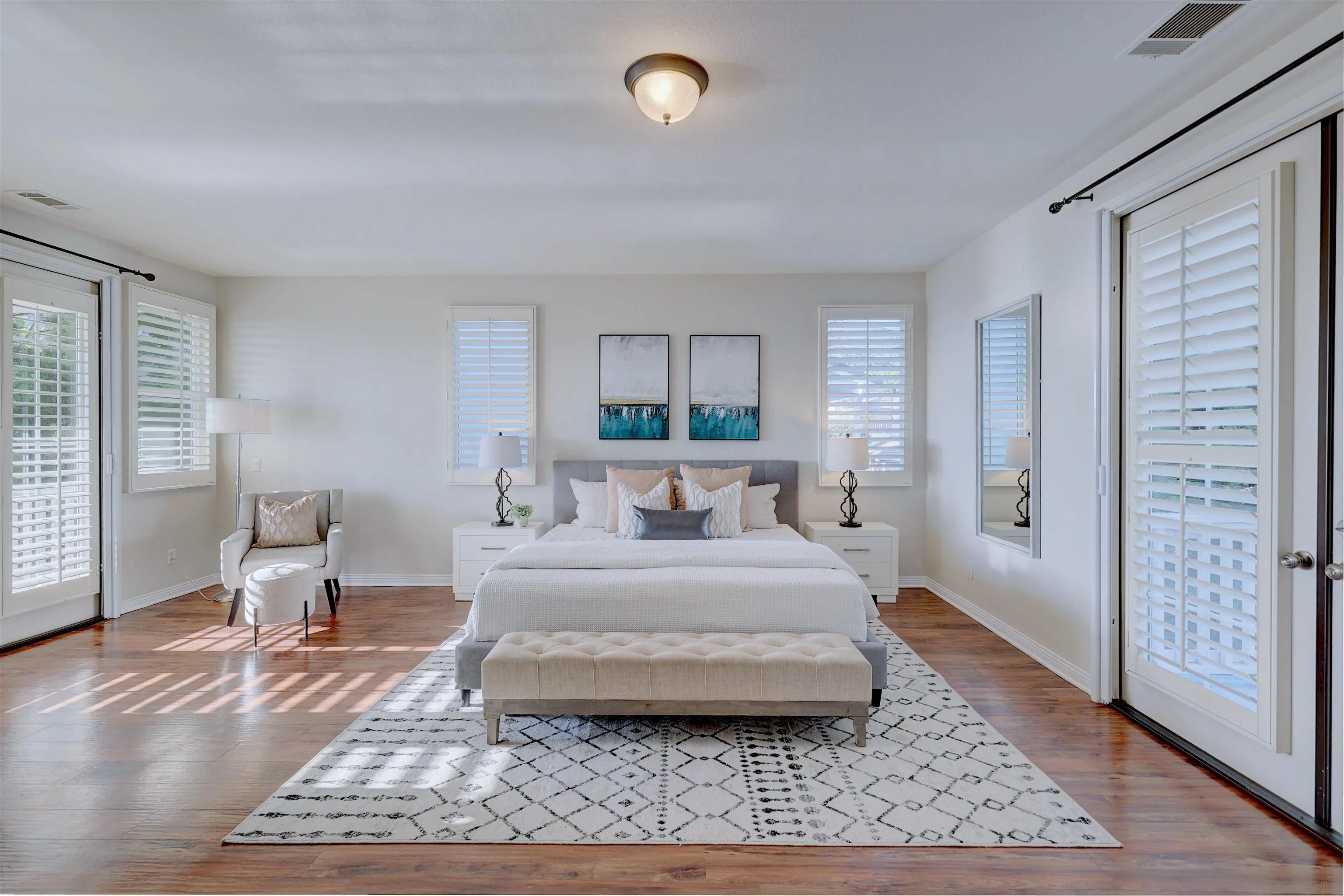 https://cdn.realtyfeed.com/cdn/127/260010086/b0d4b4b29b90f9113a5d66f62e89911c.webp