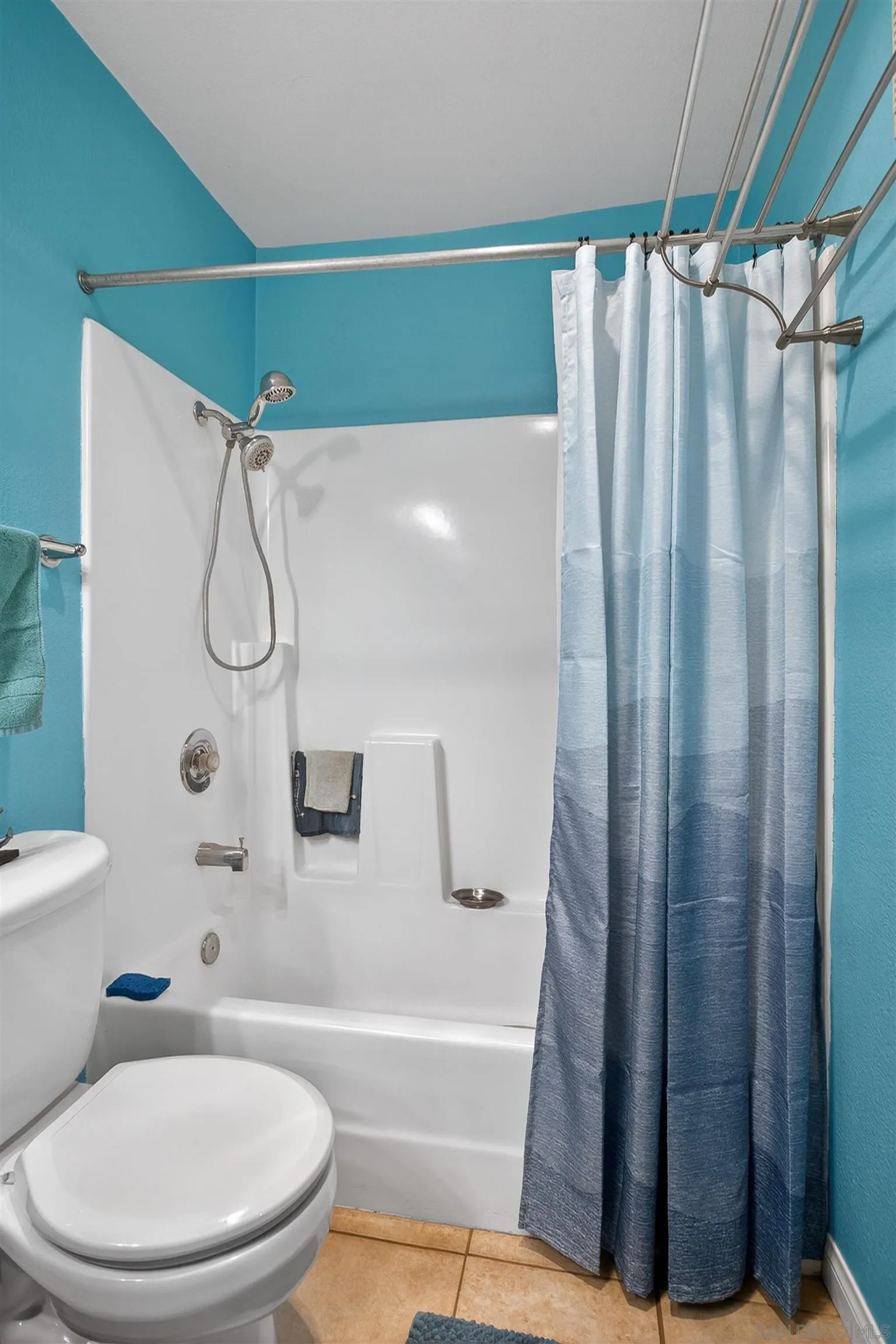 12191 Cuyamaca College Dr UNIT 611, El Cajon, CA, 92019