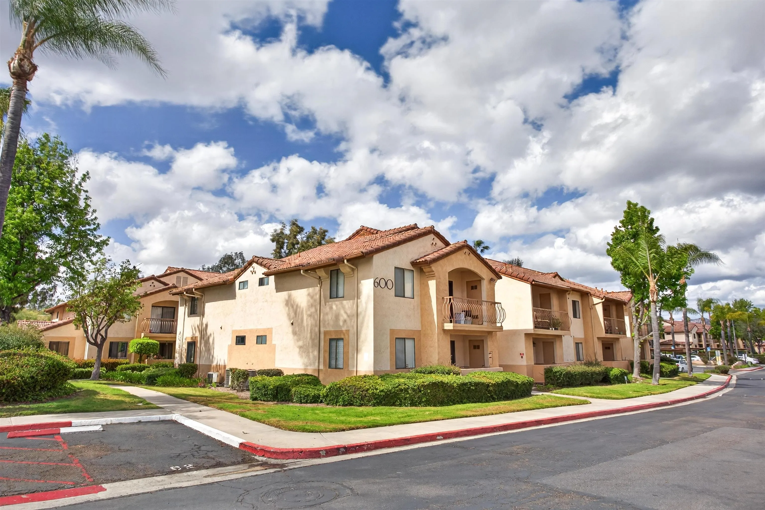 12191 Cuyamaca College Dr UNIT 611, El Cajon, CA, 92019