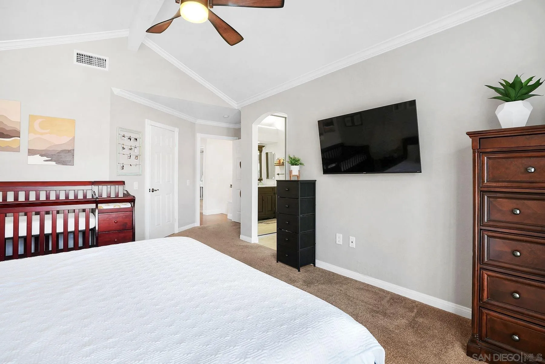 Photo #32: 260010090 Listing: Photo #32