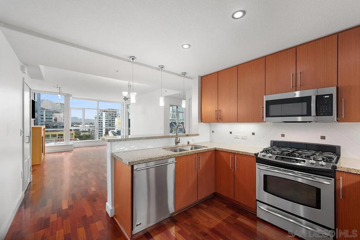 Photo #15: 260010091 Listing: Photo #15