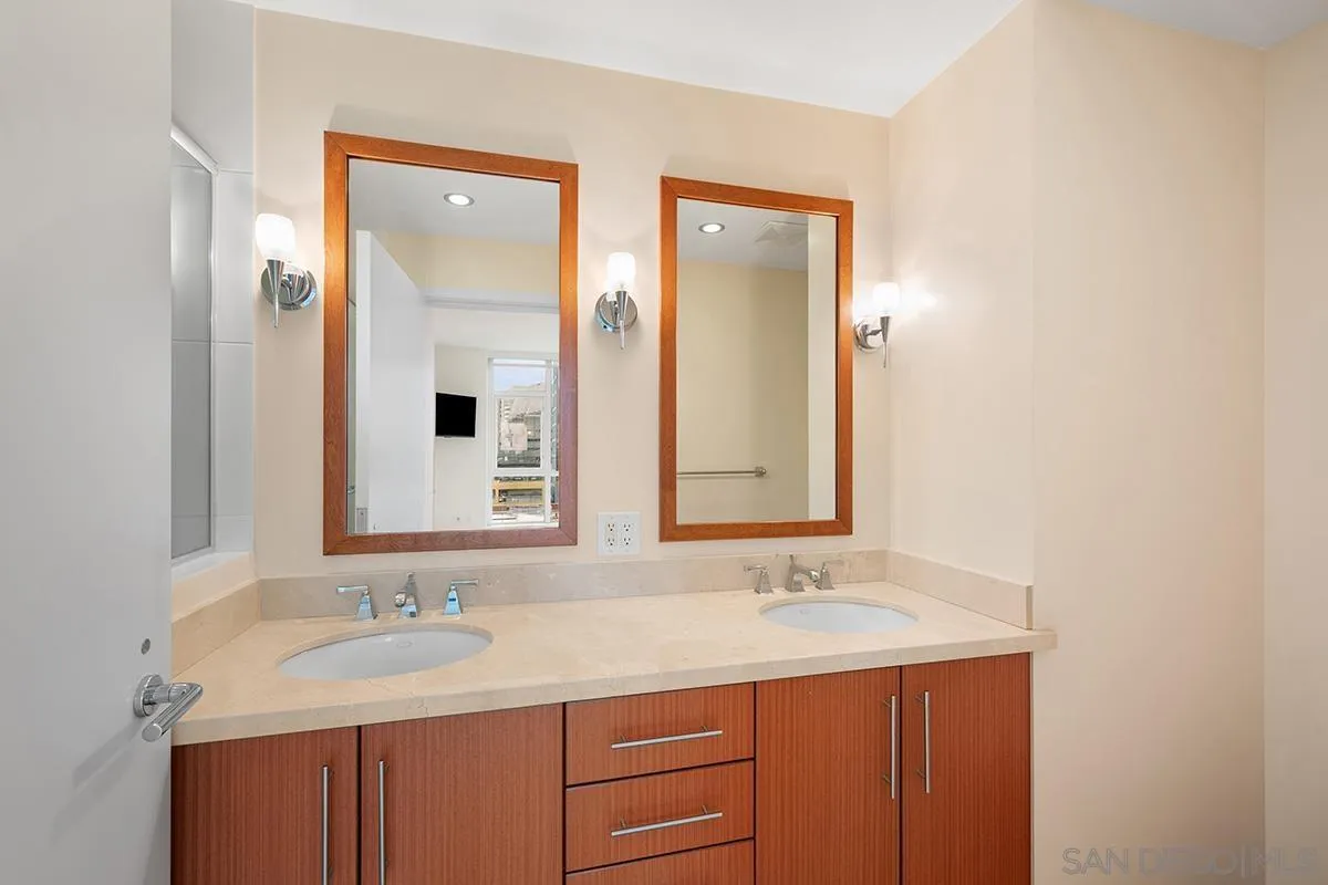 https://cdn.realtyfeed.com/cdn/127/260010091/0e33596313404d5e2154d338cf674a92.webp