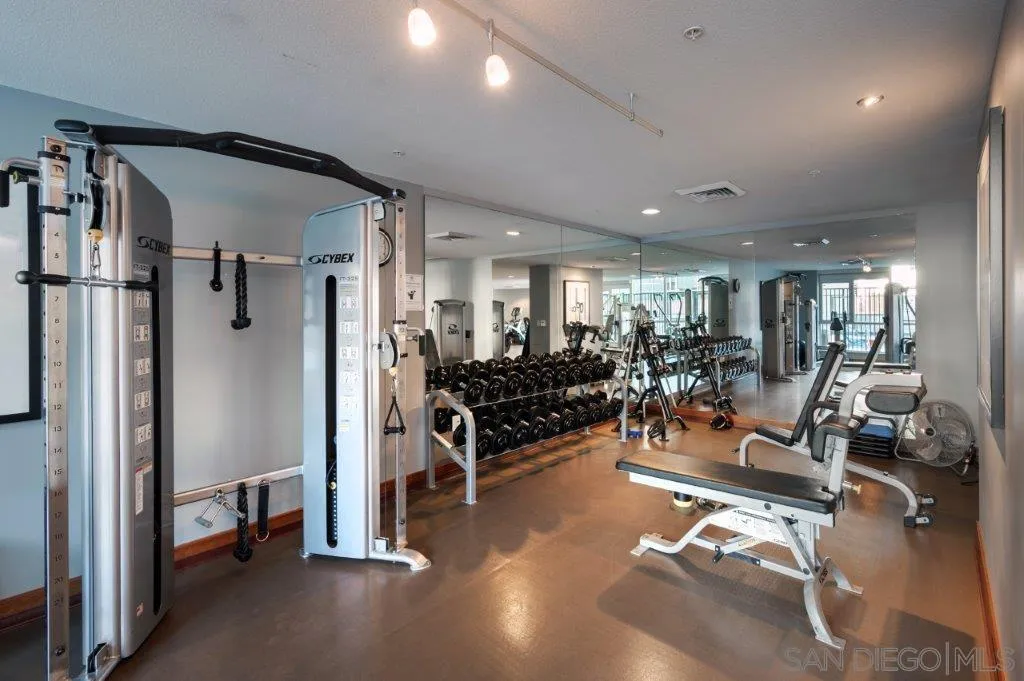 https://cdn.realtyfeed.com/cdn/127/260010091/2c279bade1121c17835290e101408616.webp