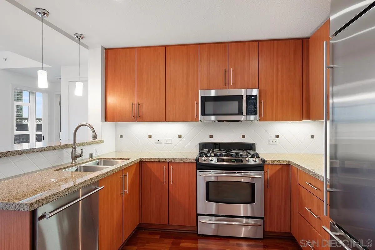 https://cdn.realtyfeed.com/cdn/127/260010091/7bf8e79ecc6d8c63bdd8fea6ed525848.webp