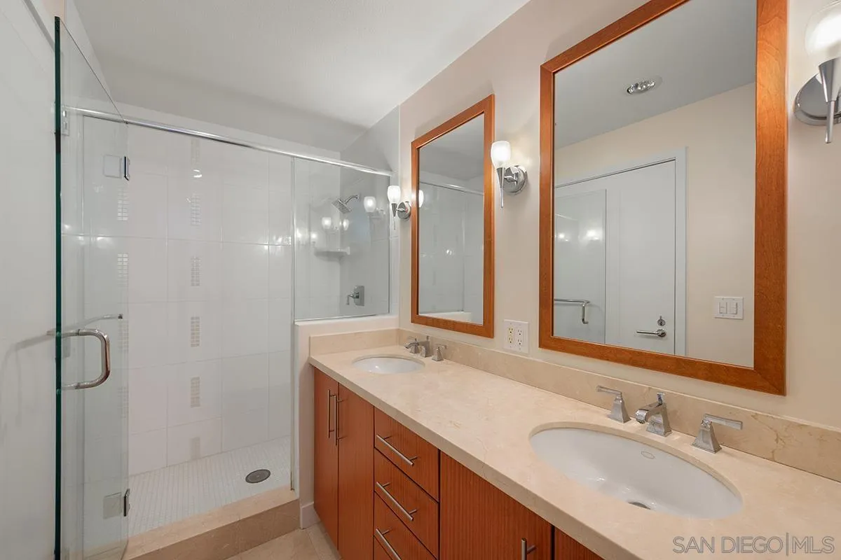 https://cdn.realtyfeed.com/cdn/127/260010091/c9f18c7b33dfaa5db07c43269e21a1d3.webp