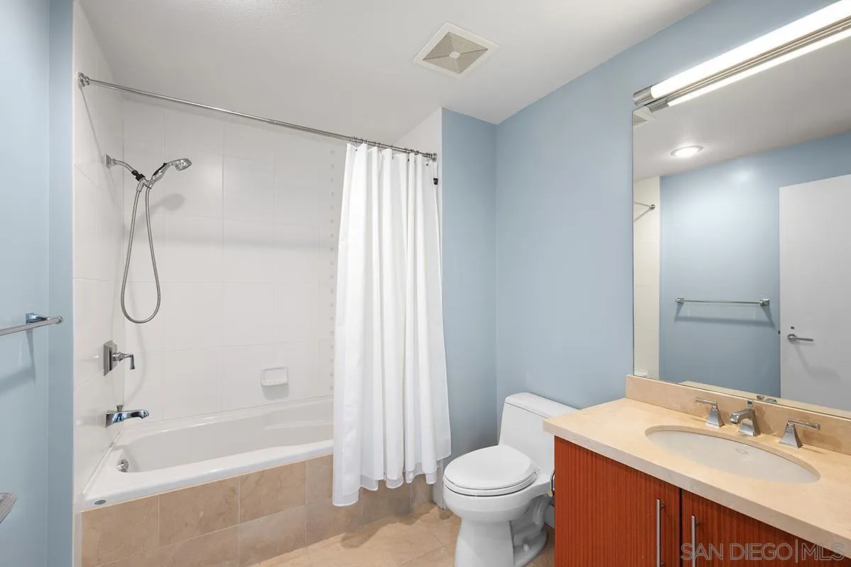 https://cdn.realtyfeed.com/cdn/127/260010091/e7a917d32ceb49f427bc586c8bc7bebc.webp