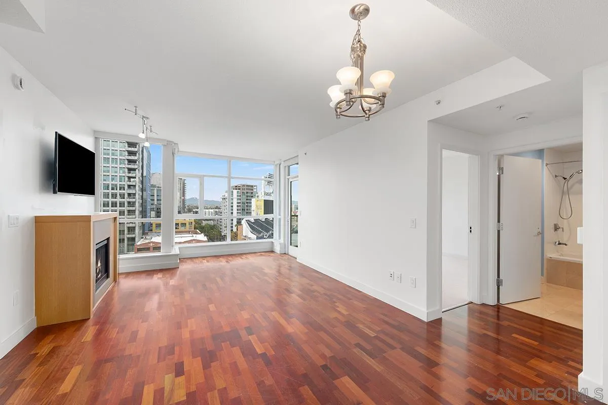 Photo #7: 260010091 Listing: Photo #7