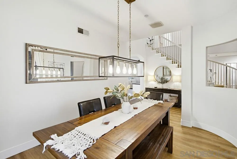https://cdn.realtyfeed.com/cdn/127/260010092/13c72dbc5b2f799bef01be59d9b8041f.webp