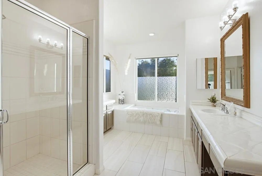 https://cdn.realtyfeed.com/cdn/127/260010092/3c246f78f3dfde4de1cdcba4418147d6.webp