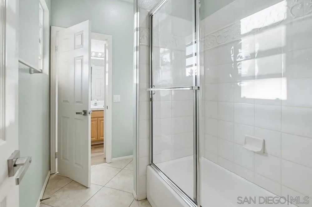 https://cdn.realtyfeed.com/cdn/127/260010092/a24611a7903b0372a1b830f0c923f297.webp