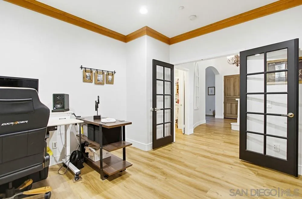https://cdn.realtyfeed.com/cdn/127/260010092/b6c807aaa36b568fda2e875e9d373cf7.webp