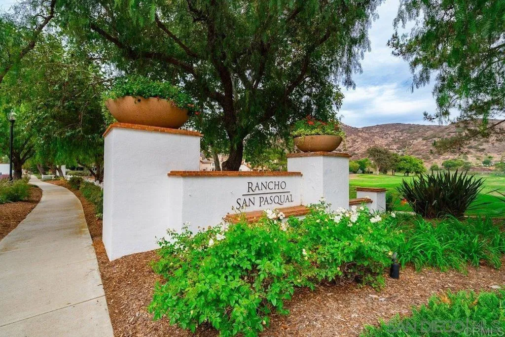 https://cdn.realtyfeed.com/cdn/127/260010092/e8d4bef4182441bca85c4c3b4a16cf00.webp