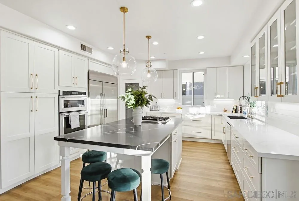 https://cdn.realtyfeed.com/cdn/127/260010092/ecfe779bbe26b593443f36f536af2631.webp