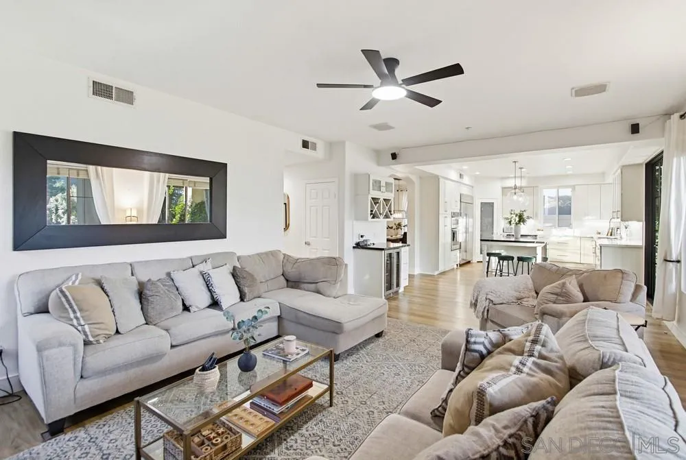 https://cdn.realtyfeed.com/cdn/127/260010092/ee38208a53b5c6db58c5cc21d1c2f295.webp