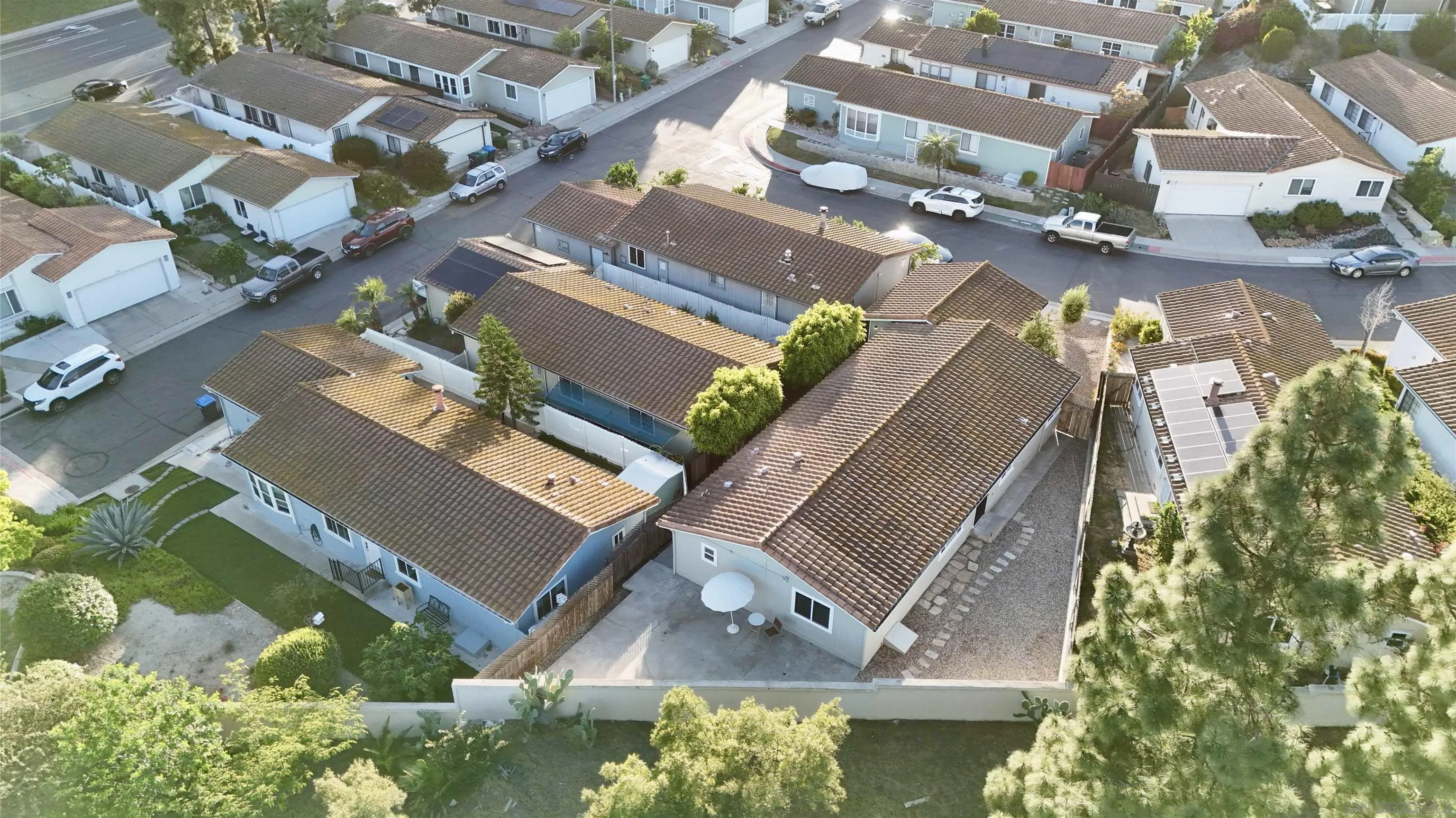 https://cdn.realtyfeed.com/cdn/127/260010093/97e79d7bfcfcae5f59b6972082c62fc4.webp