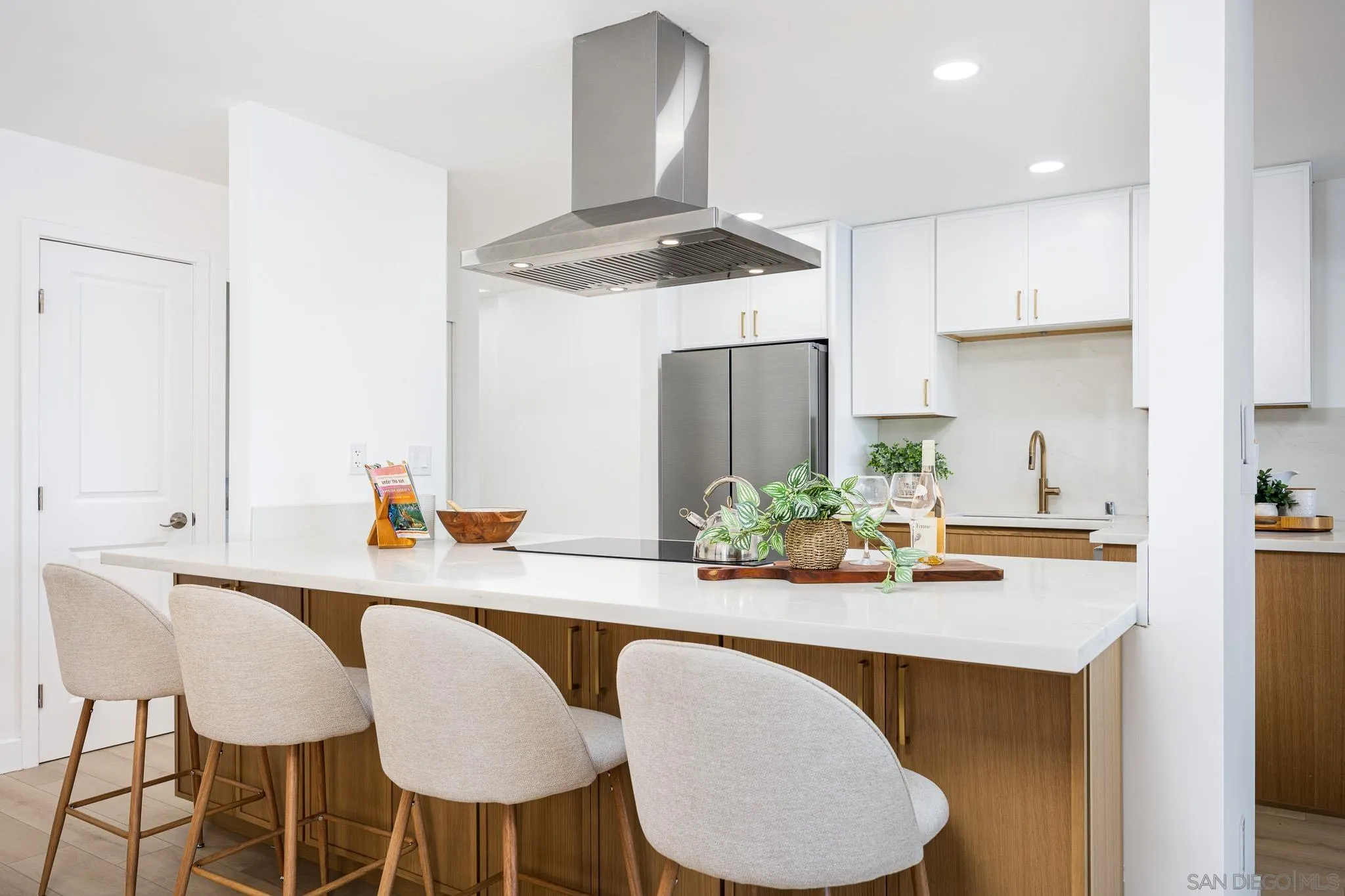 https://cdn.realtyfeed.com/cdn/127/260010097/930d9509b04e688a99fb0d0ac30c70c4.webp