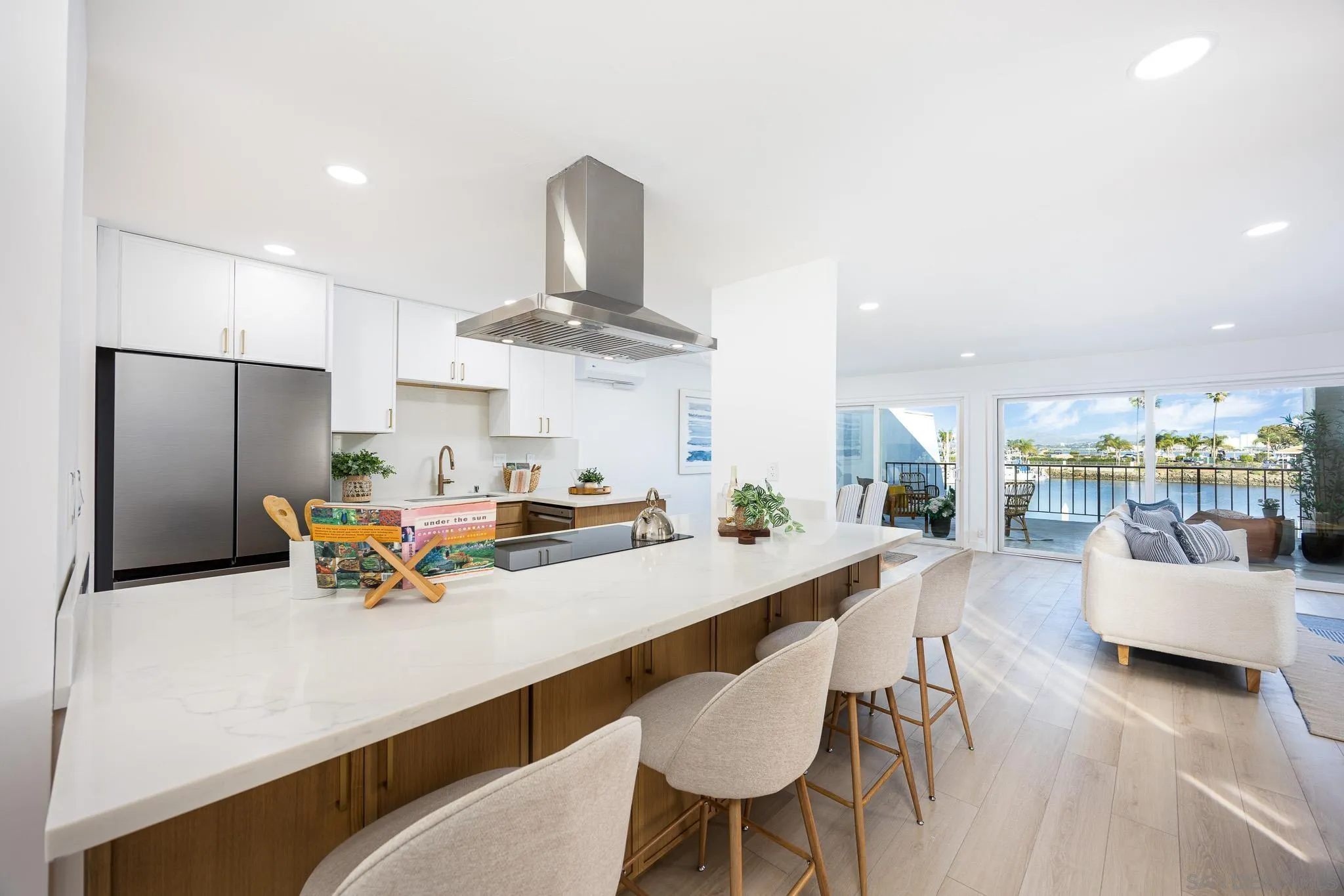 https://cdn.realtyfeed.com/cdn/127/260010097/ddb4dd16bff14d00d92305525ae13665.webp