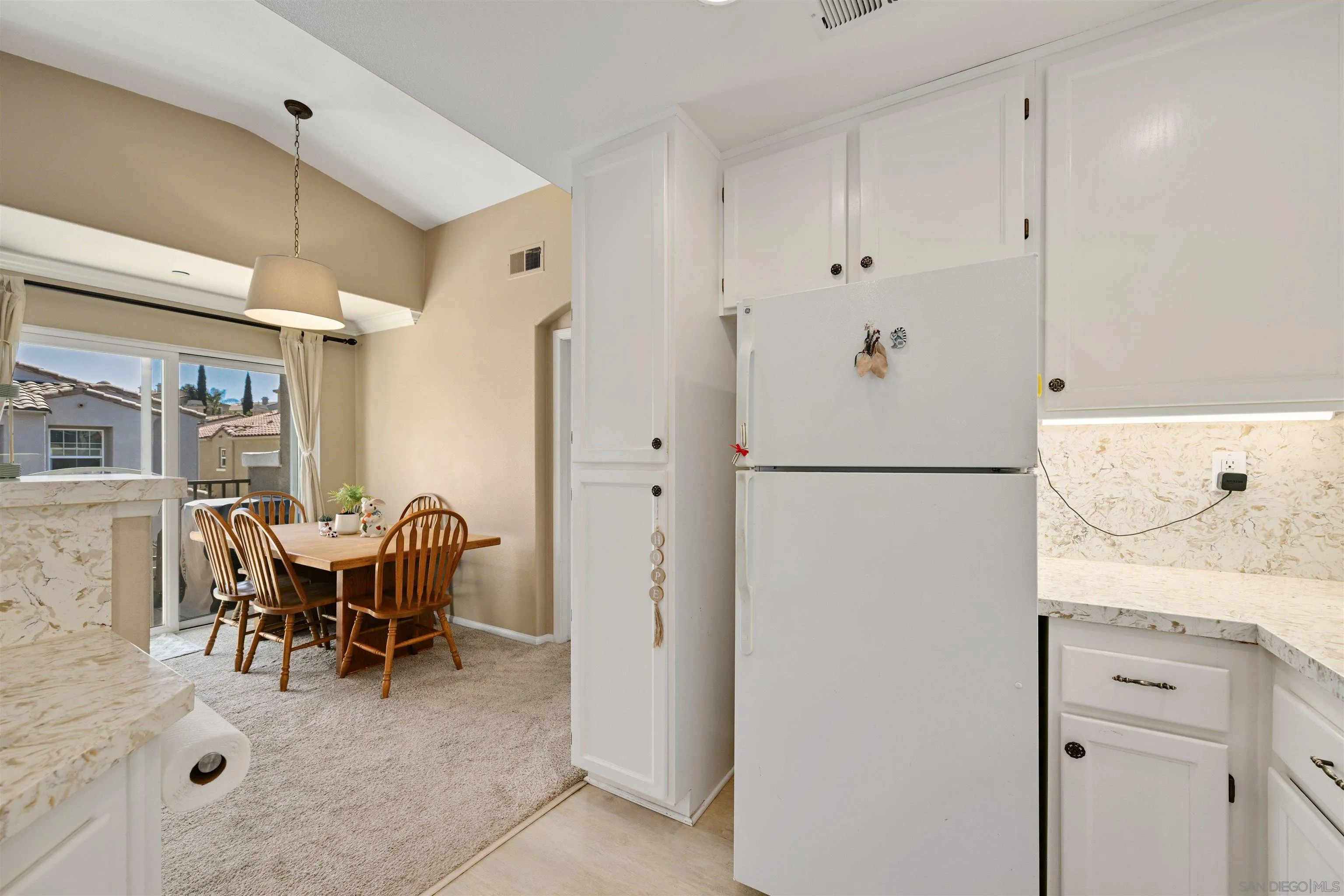 Photo #5: 260010100 Listing: Photo #5