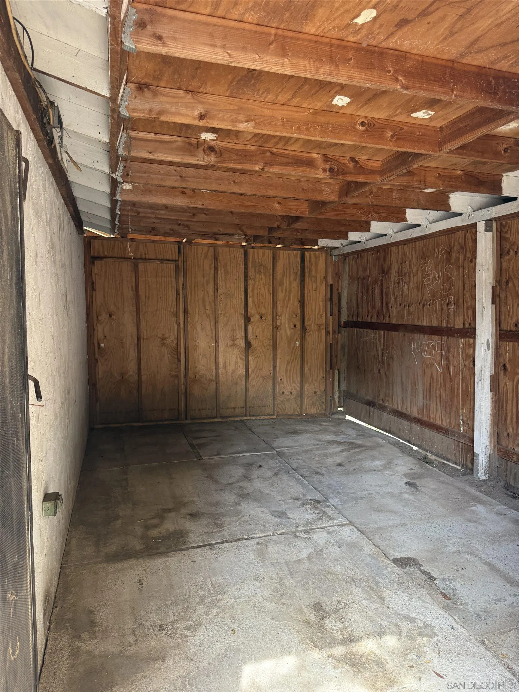 https://cdn.realtyfeed.com/cdn/127/260010103/b771a1567c8d248ab6d00ae5b0753deb.webp