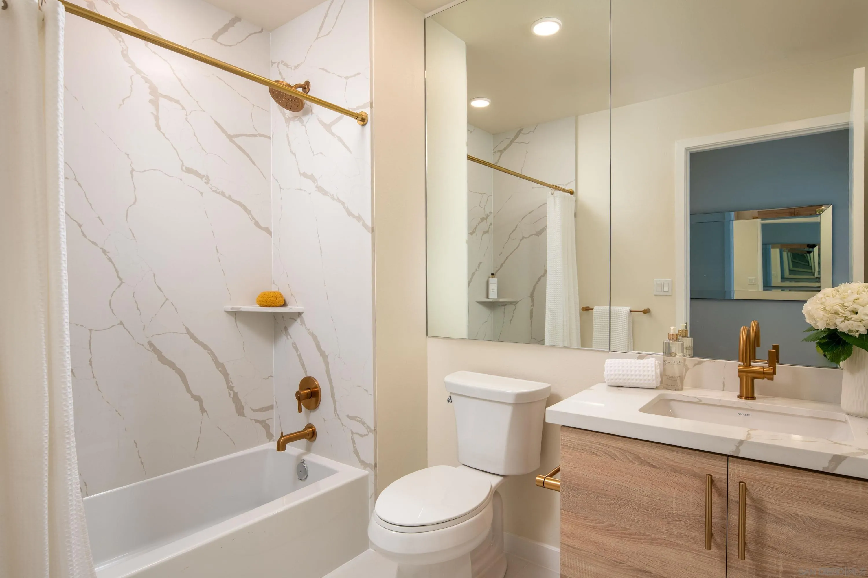 Photo #23: 260010106 Listing: Photo #23