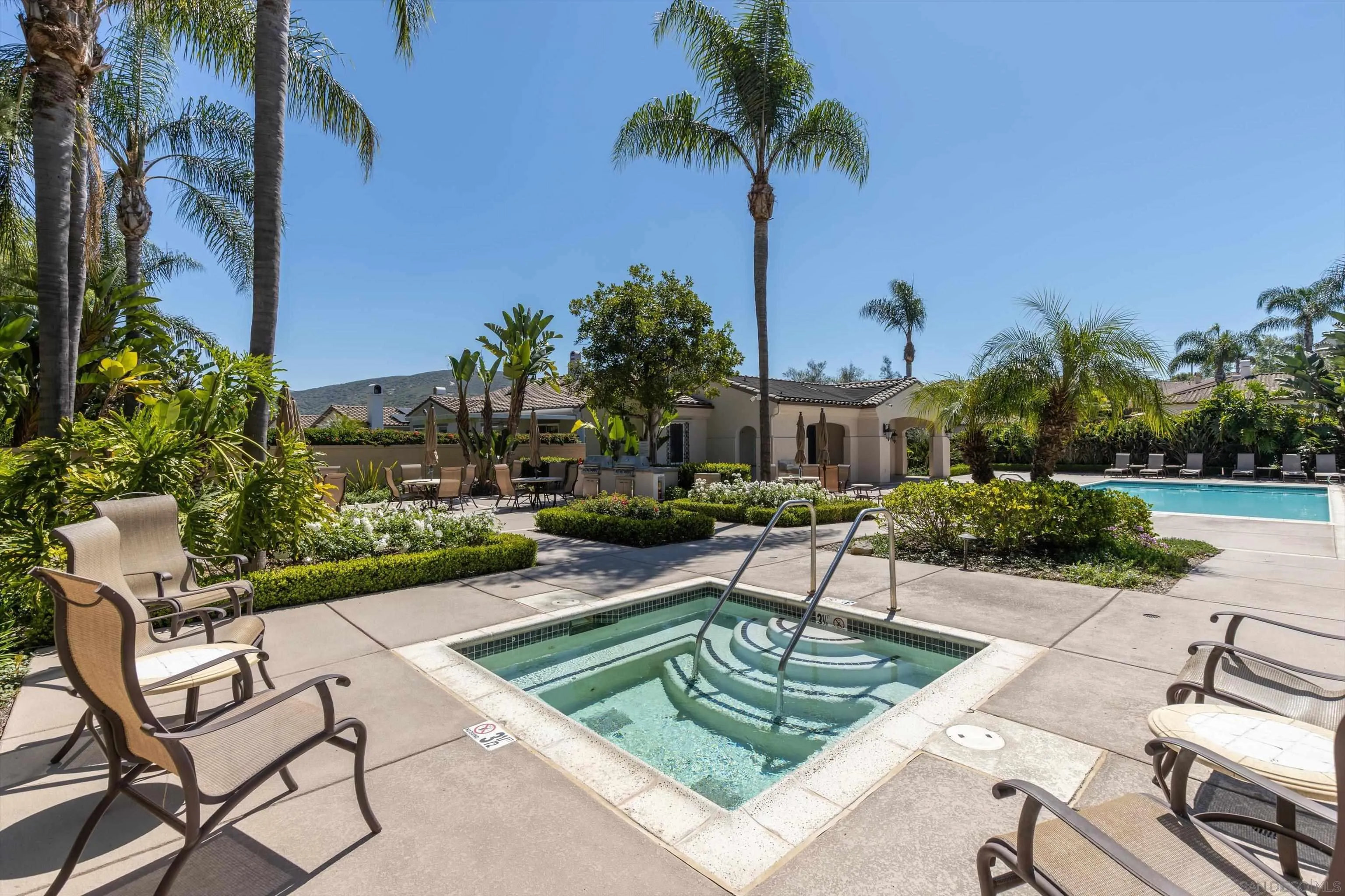 https://cdn.realtyfeed.com/cdn/127/260010113/6f338ba43825b8512709ed7497ea6d03.webp