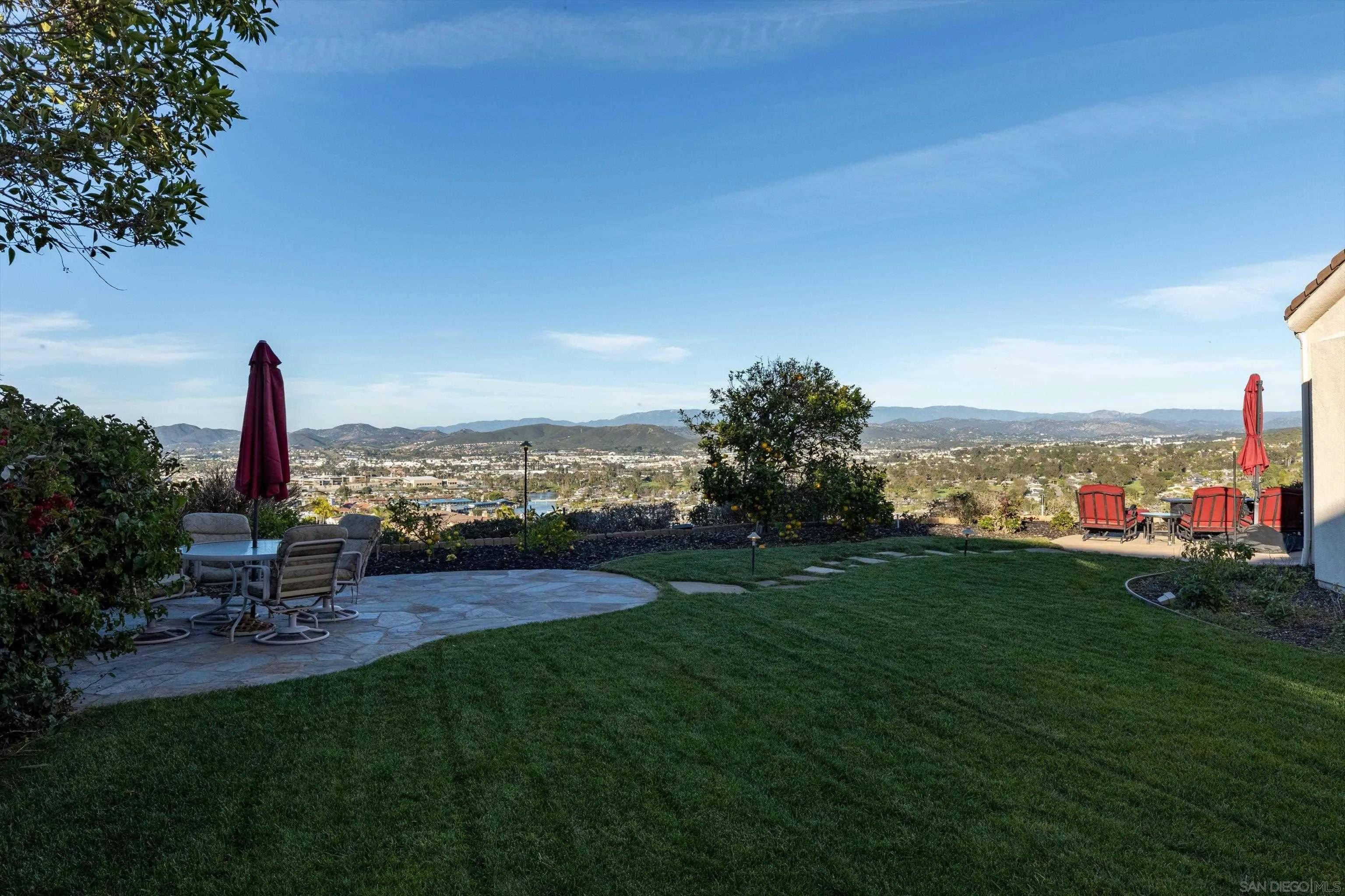 https://cdn.realtyfeed.com/cdn/127/260010113/a110560144d876cc62256f4bc1555ae8.webp