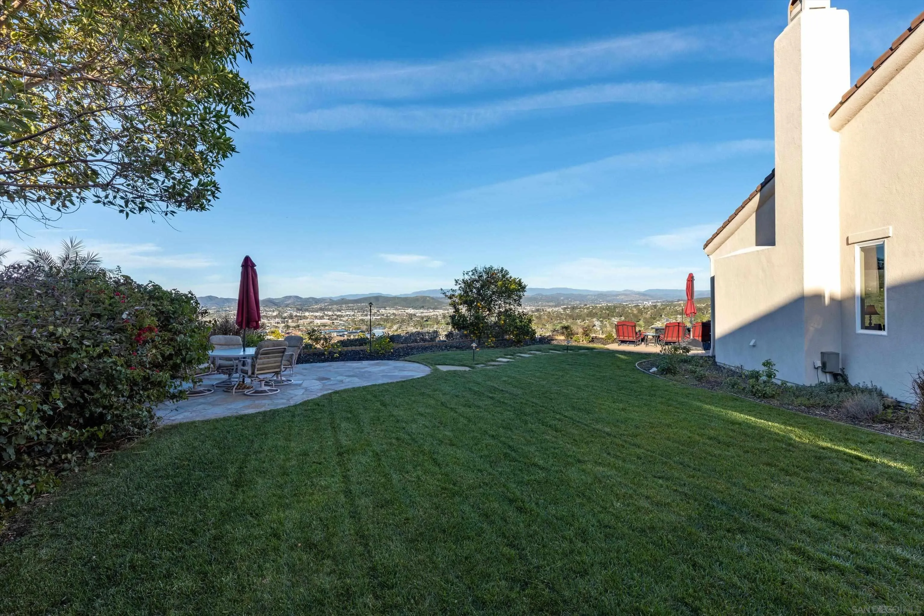 https://cdn.realtyfeed.com/cdn/127/260010113/b6738f67828286889573f8b376a9e6fa.webp