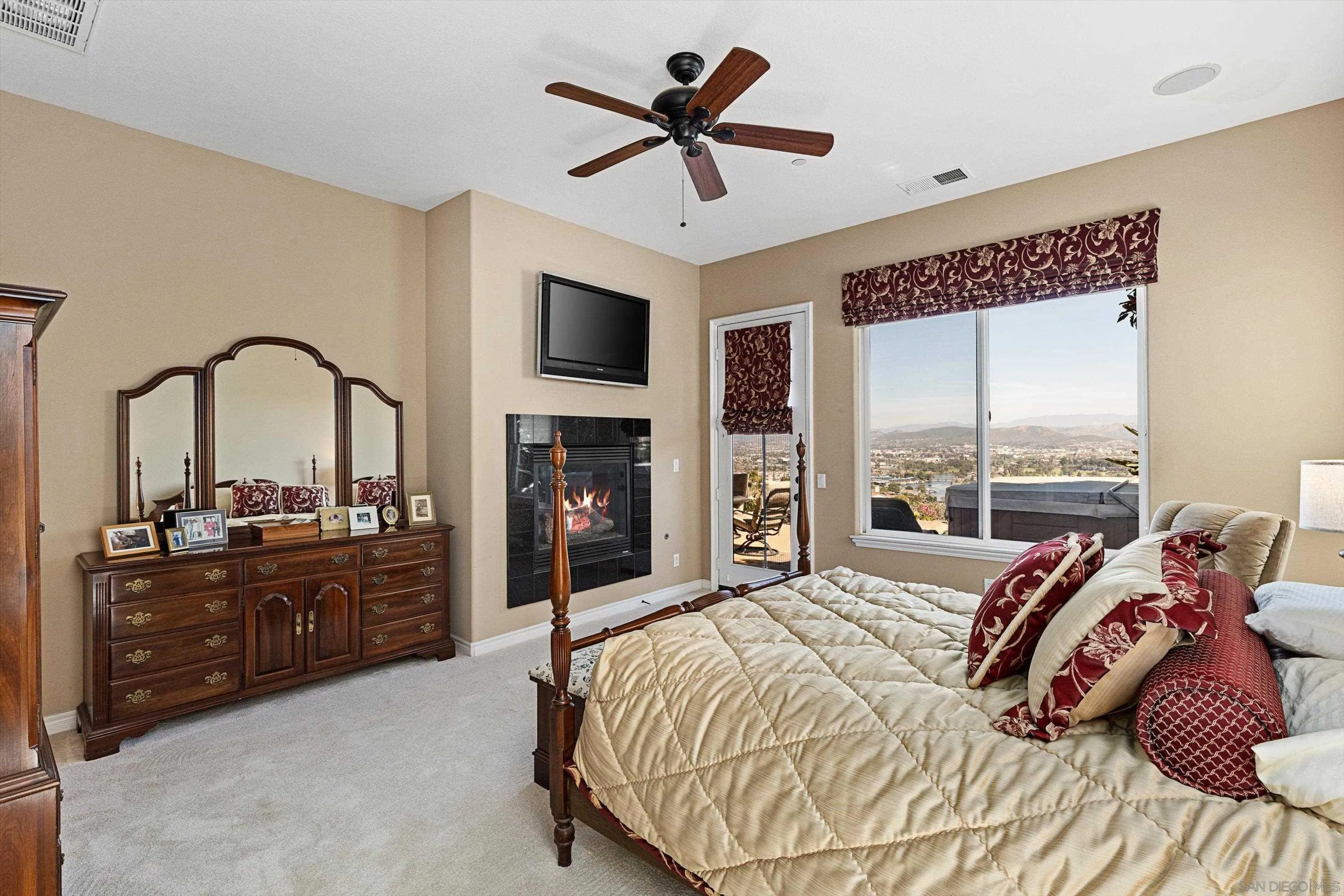https://cdn.realtyfeed.com/cdn/127/260010113/bd5a9313223af8a586d764c93f939d5a.webp